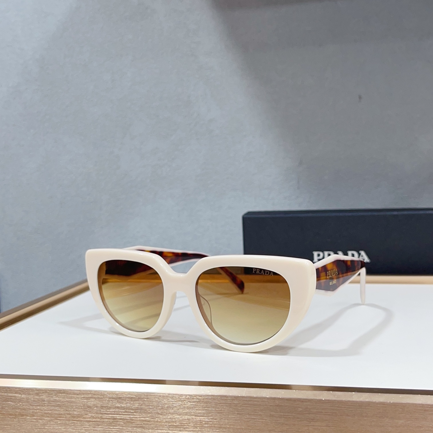 NO:897698,PRAD* MODELPR 2197S SIZE55 mouth 20-. Glasses, sunglasses, sunglasses, glasses, prada19860909PRAD* MODELPR 2197S SIZE55口20-. 眼镜墨镜太阳镜,眼镜,prada,glasses