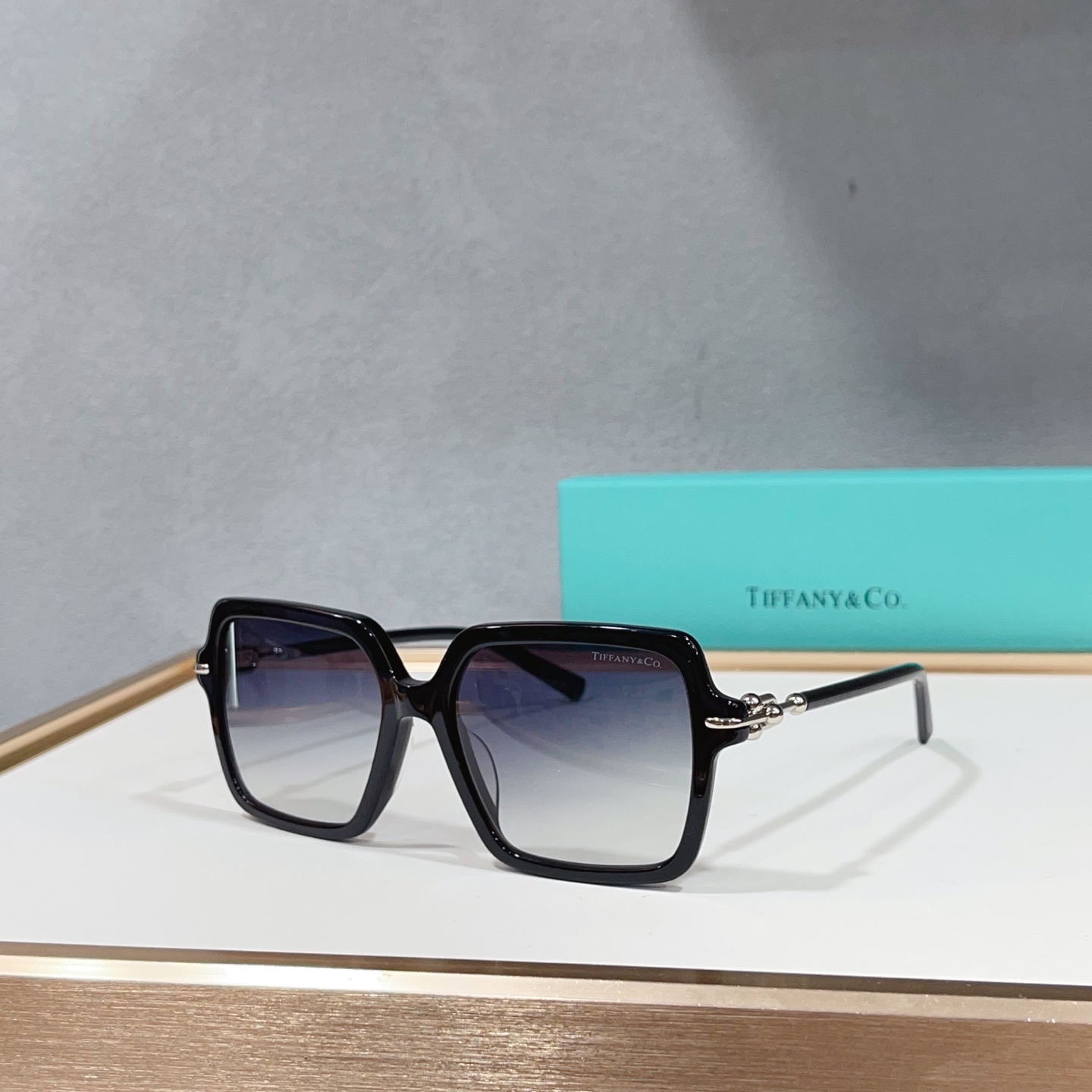 NO:897695,TIFFANY&Co. MODELOTF 4260U SIZE57 mouth 16- glasses, sunglasses, sunglasses, glasses, tom ford19860909TIFFANY&Co. MODELOTF 4260U SIZE57口16- 眼镜墨镜太阳镜,眼镜,tom ford,glasses