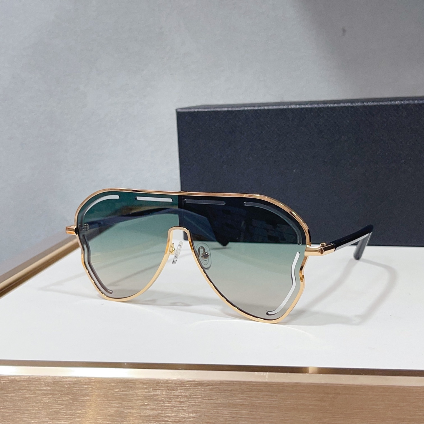 NO:948998,SMALL SIZE Linda Farro* MODELMW266 SIZE: 134 mouth 0- glasses, sunglasses, sunglasses, glasses19860909SMALL SIZE Linda Farro* MODELMW266 SIZE:134口0- 眼镜墨镜太阳镜,眼镜,glasses