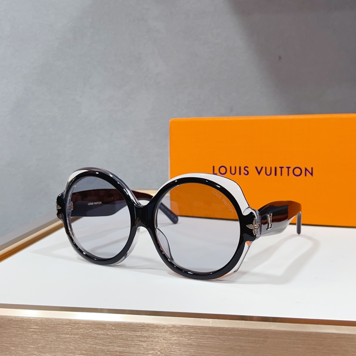 NO:948889,LOUIS VUITTO*MODELZ3325U SIZE57 mouth 17- glasses, sunglasses, sunglasses, glasses, louis vuitton19860909LOUIS VUITTO*MODELZ3325U SIZE57口17- 眼镜墨镜太阳镜,眼镜,louis vuitton,glasses