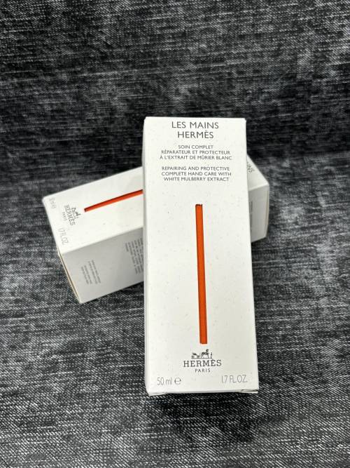 Hermès Les Mains Hand Cream - Repairing & Protective, 50ml 1 Hermès Les Mains Hand Cream - Repairing & Protective, 50ml
