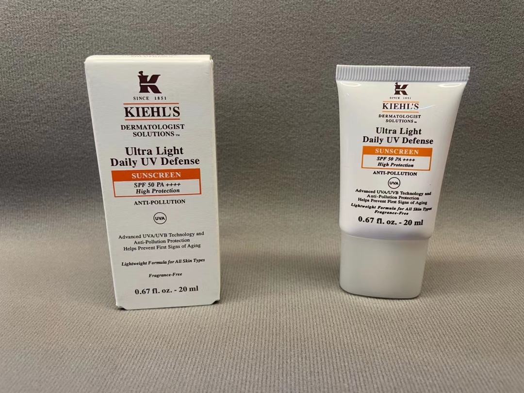 24. Protector solar hidratante de Kiehl's 20ml/muestra 🔜 Alta calidad❗️🏅 Protector solar suave de Kiehl's 20ml Textur…