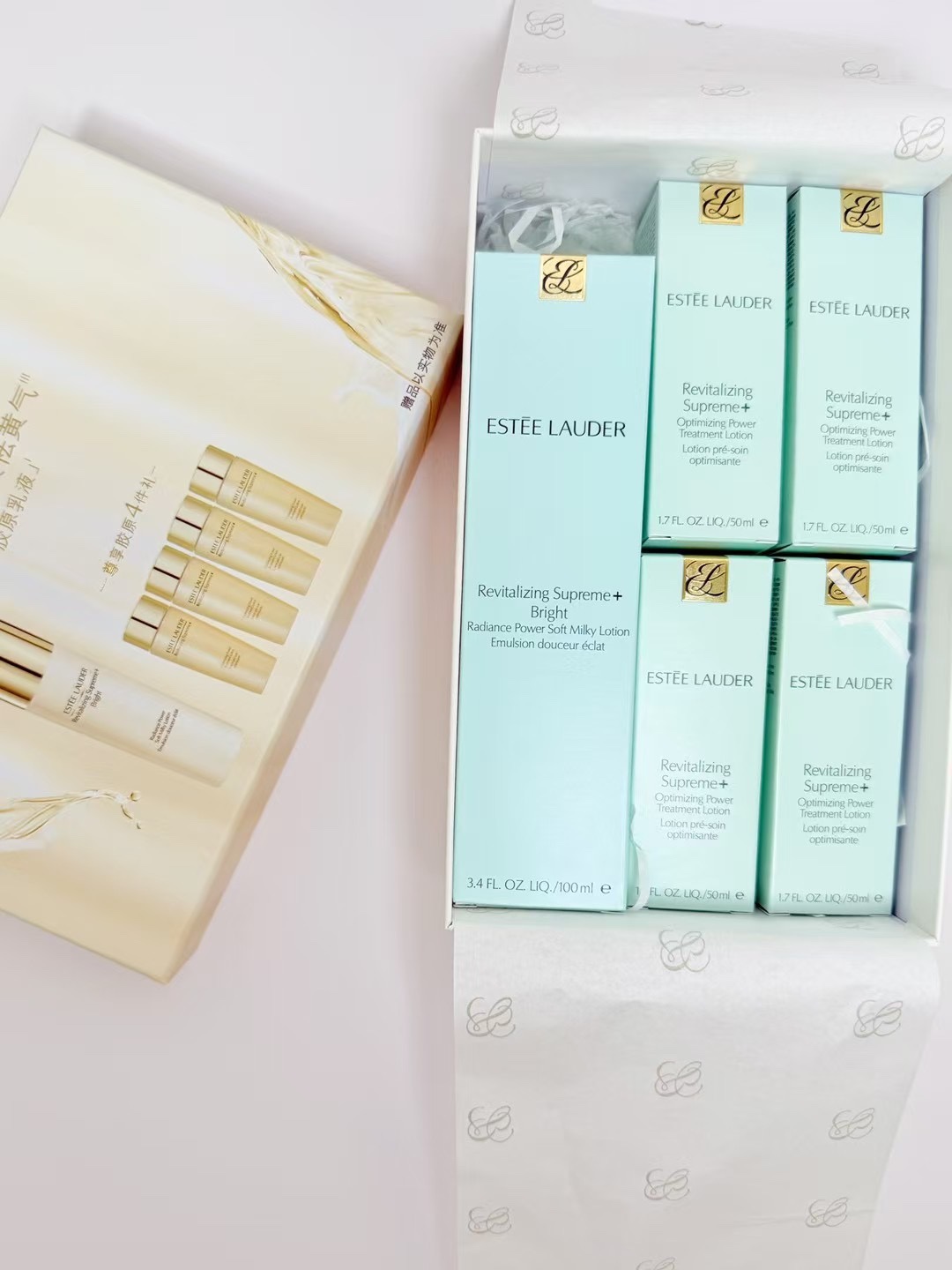 专柜品质/160💰包邮
雅诗兰黛多效智妍乳液4+1 套装！内含：乳100ml，水50ml×4。