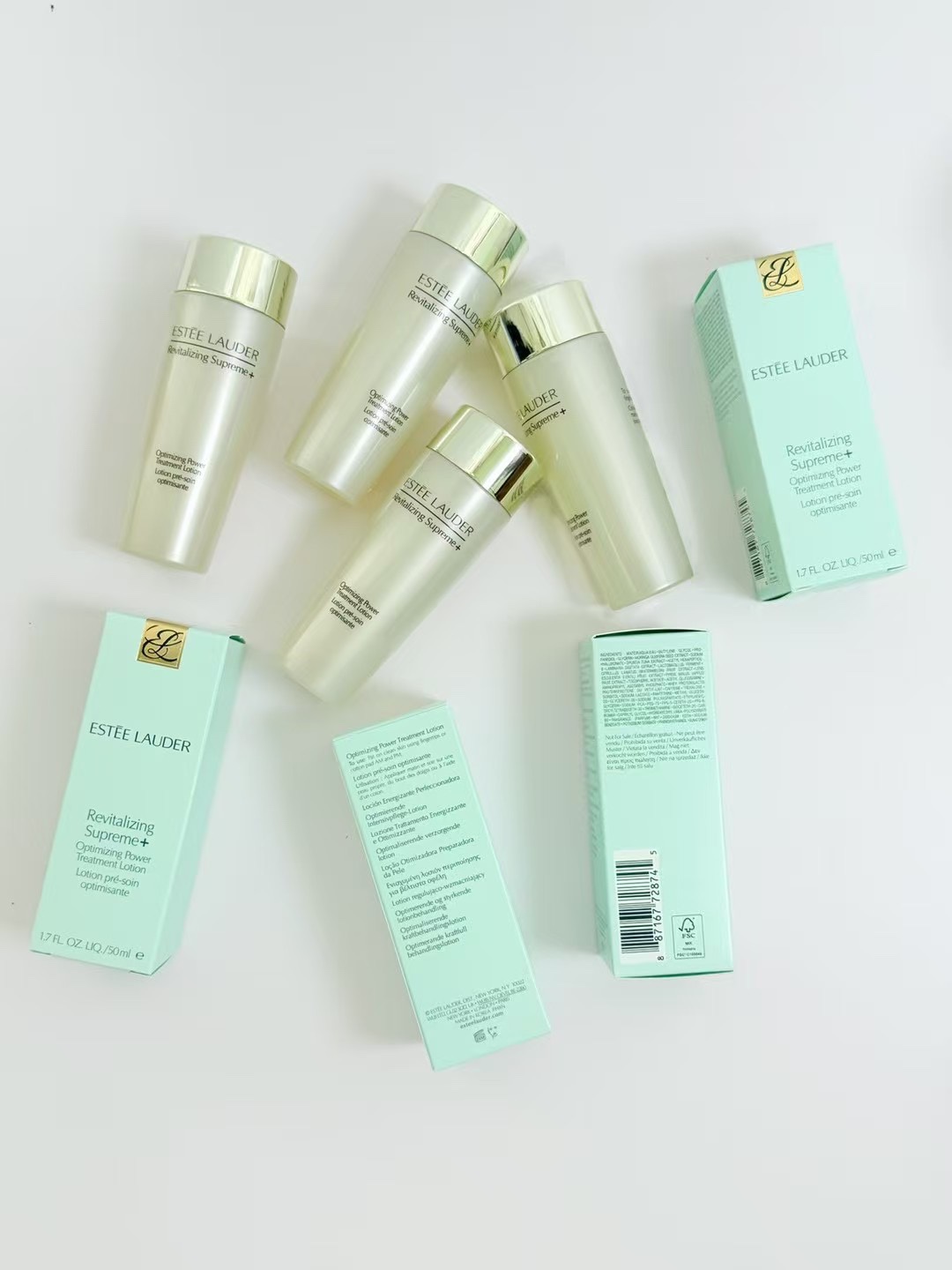 专柜品质/160💰包邮
雅诗兰黛多效智妍乳液4+1 套装！内含：乳100ml，水50ml×4。