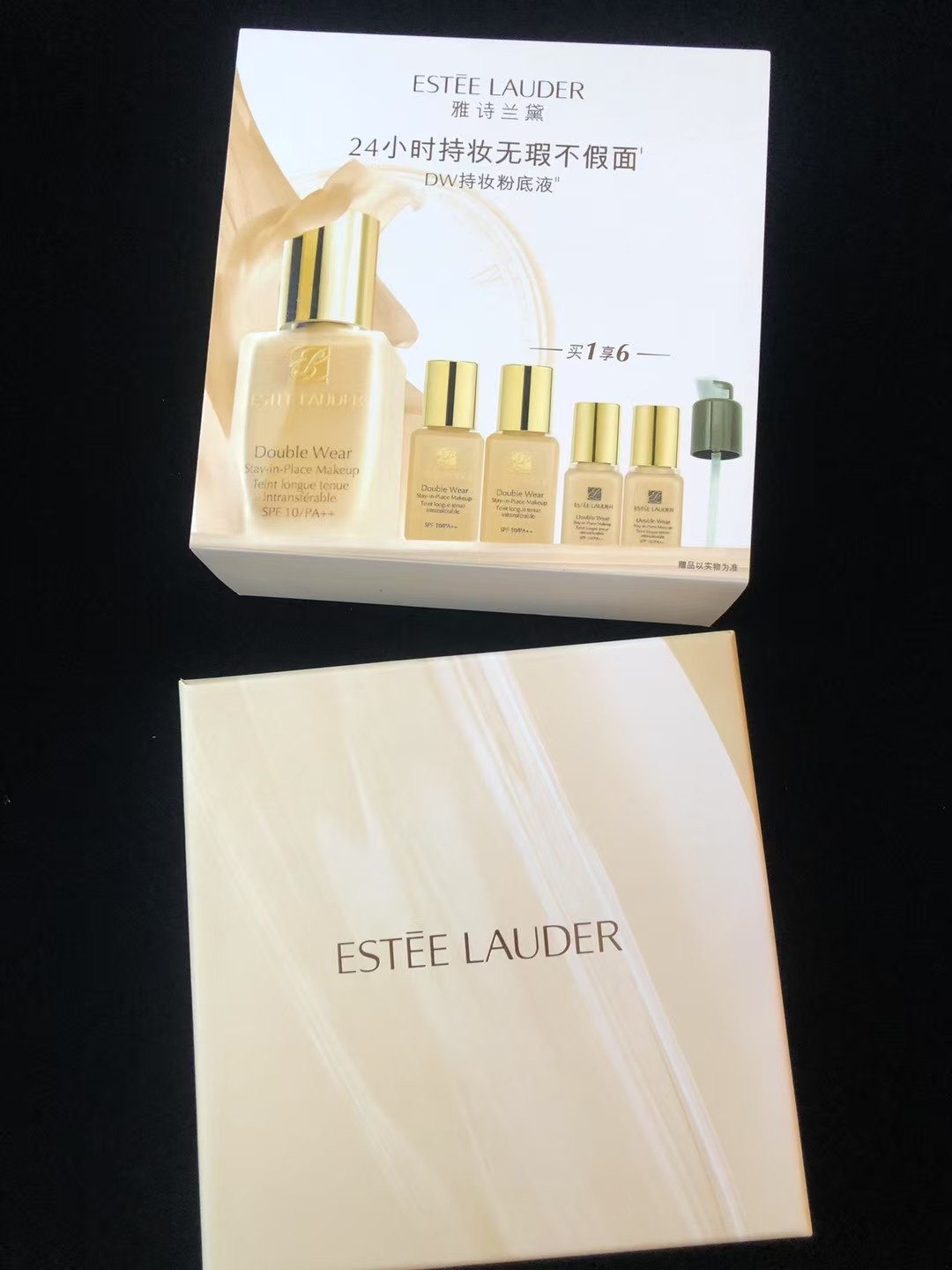 105💰
雅诗兰黛DW粉底液4+1套装！内含：30ml+15ml*2+7ml*2。色号：1w1。