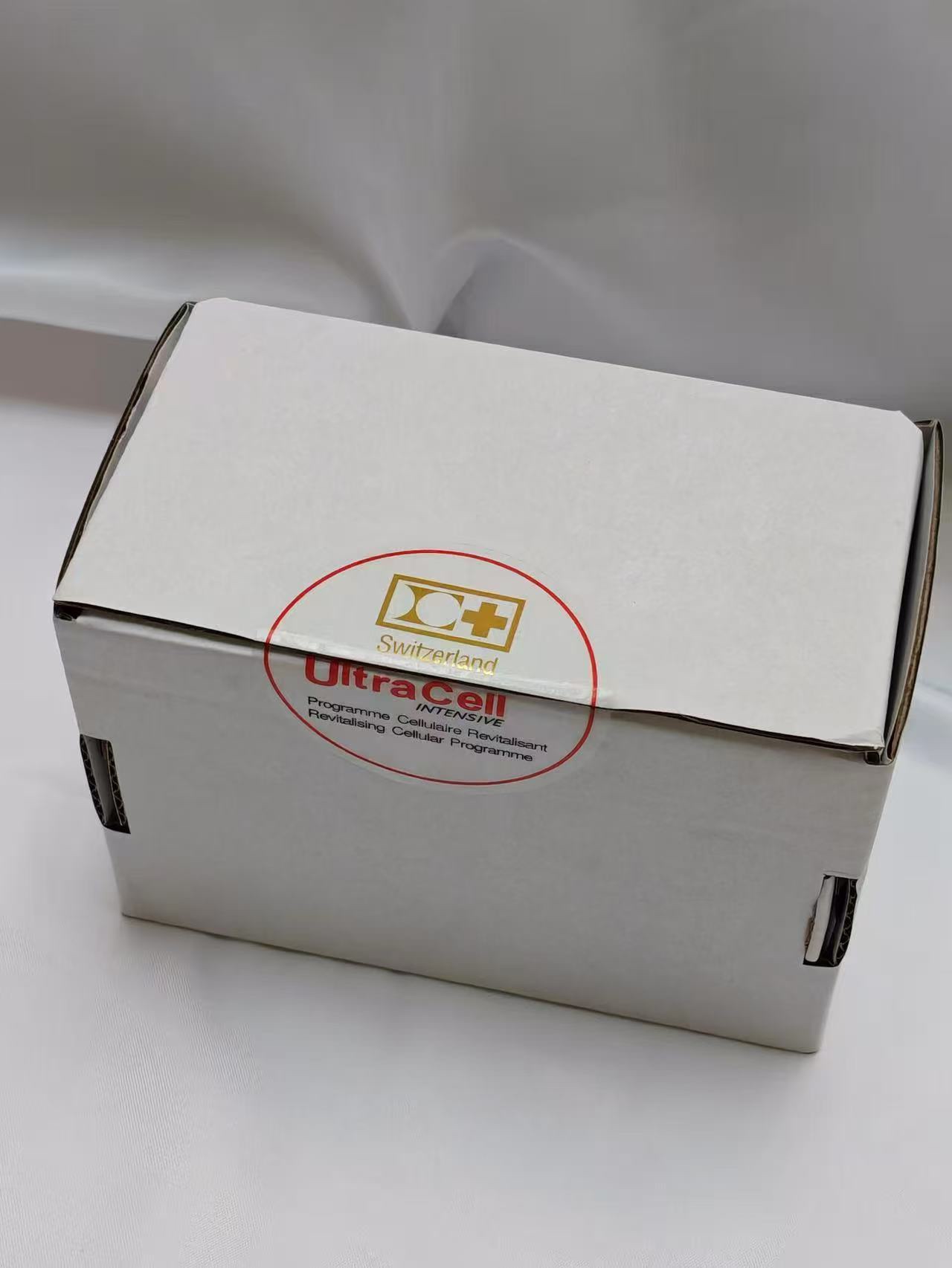 专/25💰
明通版本，细节全对版，高功效膏体，同步正品质量，最新打码ZB04，打12支✔️瑞妍按摩油小样10ml！
