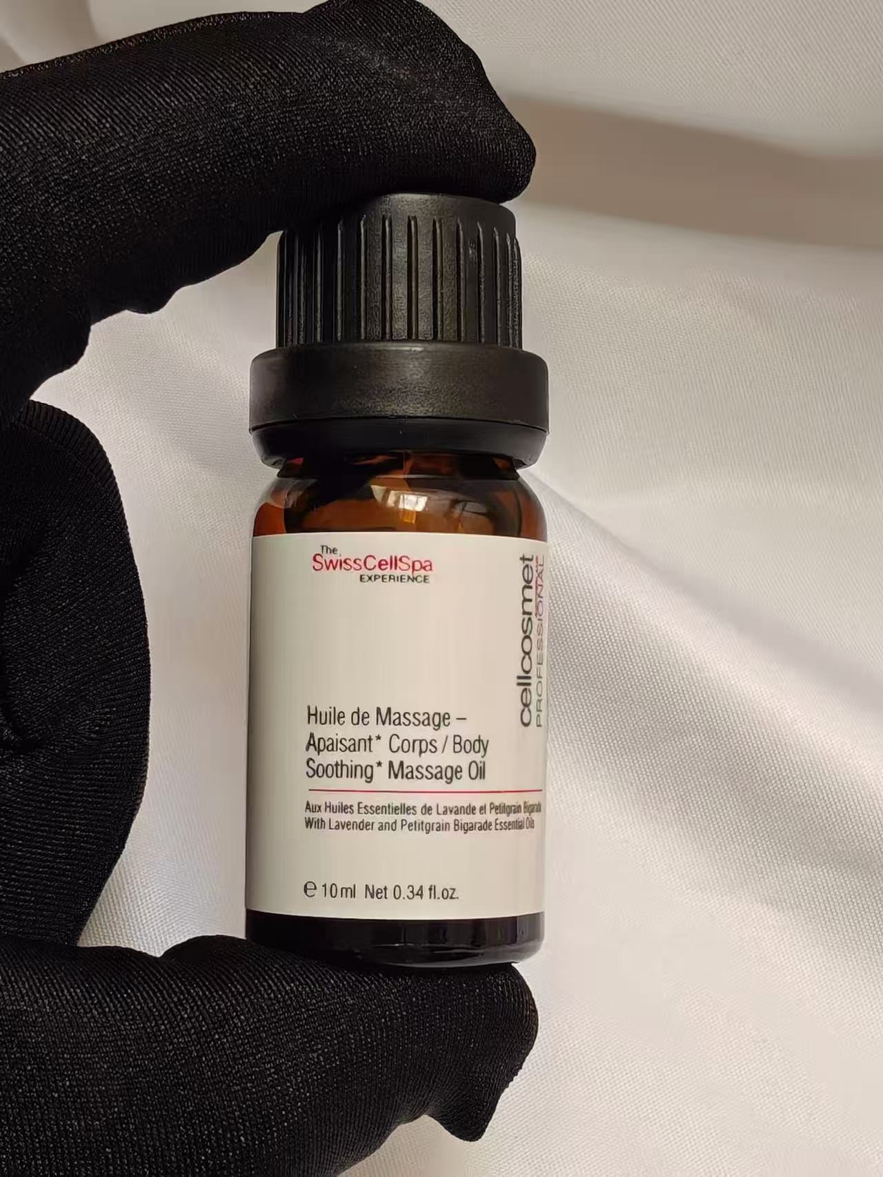 专/25💰
明通版本，细节全对版，高功效膏体，同步正品质量，最新打码ZB04，打12支✔️瑞妍按摩油小样10ml！
