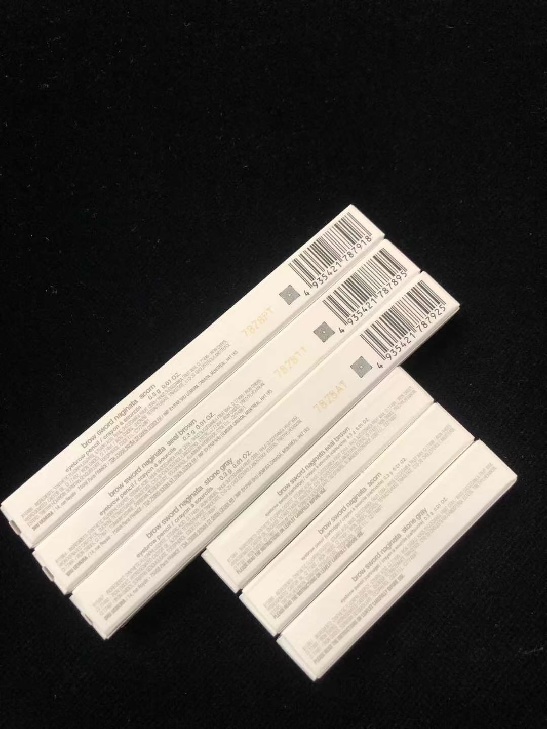 70💰
打码更新至最新日期✔️植村秀全新自动砍刀眉笔！带替换装。色号：2-5-6。