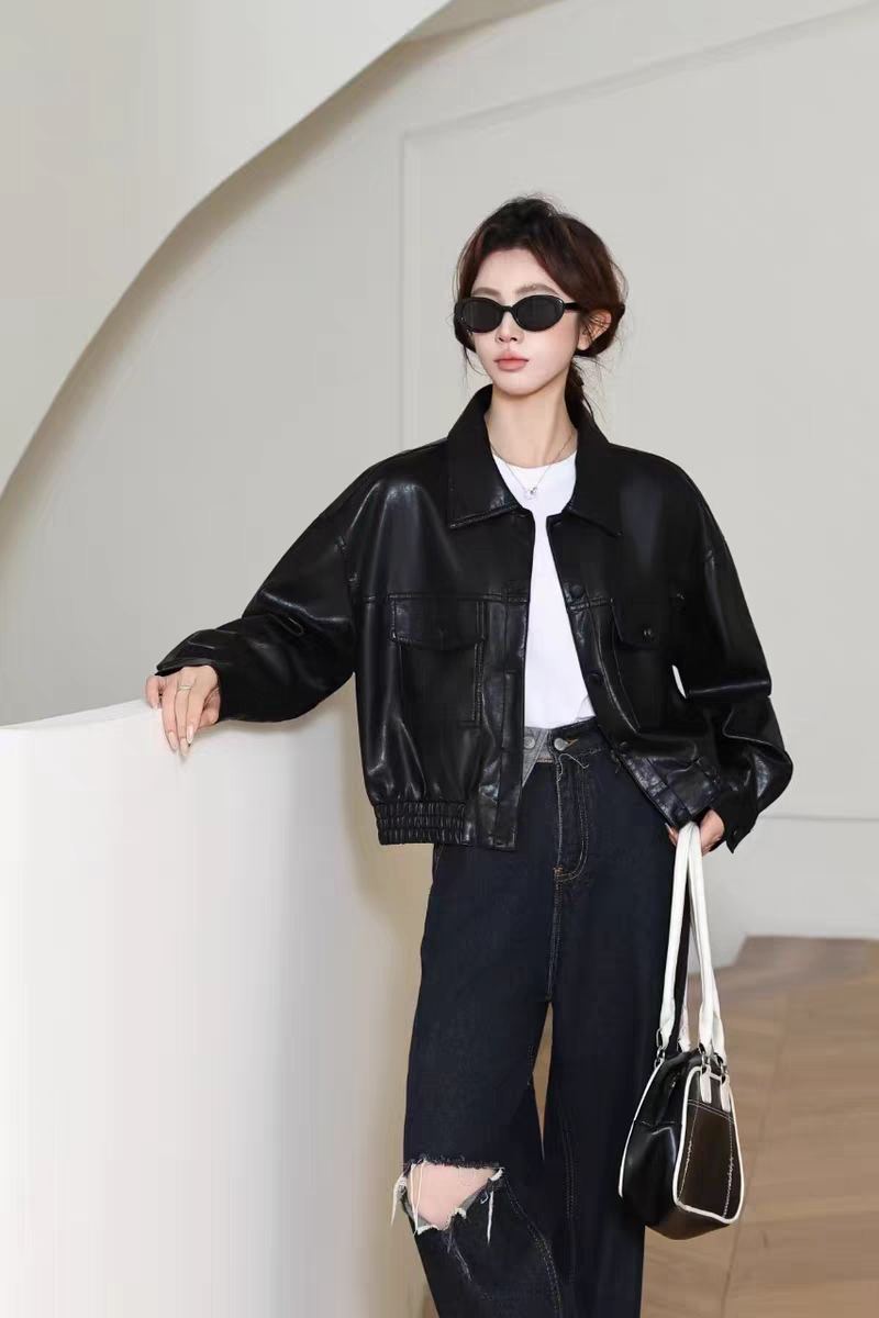 Title: High-Quality Women’s Suit and Leather Jackets Sale Summary: New PU-skin coat and leather jackets available in black and curry, with dustproof bag CD included. - 图片 4