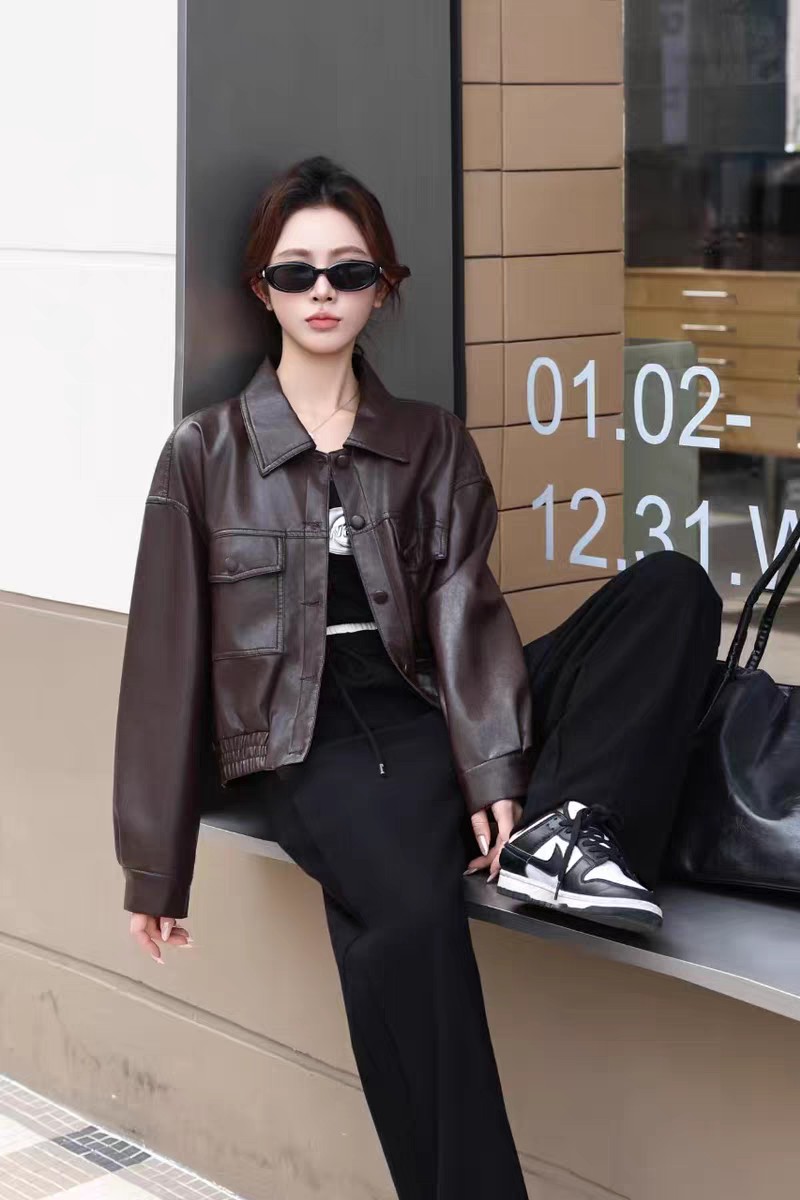 Title: High-Quality Women’s Suit and Leather Jackets Sale Summary: New PU-skin coat and leather jackets available in black and curry, with dustproof bag CD included. - 图片 7