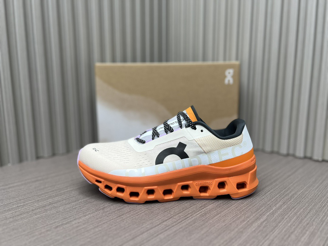 NO:238266,Yellow-brown (36~45) on angpa cloudmonster carbon board, comfortable outdoor cushioning, low top casual running shoes, item number 61.98652 New on angpa cloudmonster, little monster, carbon board shoes, fabric upper design is more breathable, midsole, large hollow cloudtec patented technology sole cloudmonster is equipped with the brand's largest cloud module to date, allowing you to reduce impact force when landing, and achieve stronger cushioning. At the same time, a speedboard speed board is embedded in the midsole. The principle is similar to the carbon board in the racing running shoes, which can provide stronger feedback and rebound. The arc-shaped design of the rocking chair on the forefoot allows each step to have a strong thrust rolling forward. The layer-up wear-resistant sole rebounds, giving people a relatively gentle soft and elastic feeling. A highly recommended running shoe!  Sizes 36, 36.5, 37, 38, 38.5, 39, 40, 40.5, 41, 42, 42.5, 43, 44, 44.5, 45, casual shoes/sports shoes, christian louboutin, sneakers19860909黄褐色（36～45） on昂跑 cloudmonster 碳板 舒适户外缓震 低帮 休闲跑步鞋 货号 61.98652 全新on昂跑cloudmonster 小怪兽 碳板鞋 织物鞋面设计更透气 中底大镂空cloudtec专利科技鞋底 cloudmonster搭载该品牌迄今为止最大的cloud模块 让你在落地时通过形变减小冲击力 达到更强大的缓震,同时中底内嵌入一块speedboard速度板 原理类似竞速跑鞋里的碳板 能提供更强烈的反馈和回弹.前掌的摇椅圆弧形设计 则让每一步都有滚动向前的强大推力.层层加码的耐磨大底更回弹,给人一种相对温柔的软弹感.非常推荐的一款跑鞋！尺码36、36.5、37、38、38.5、39、40、40.5、41、42、42.5、43、44、44.5、45,休闲鞋/运动鞋,christian louboutin,sneakers,Women's Shoes