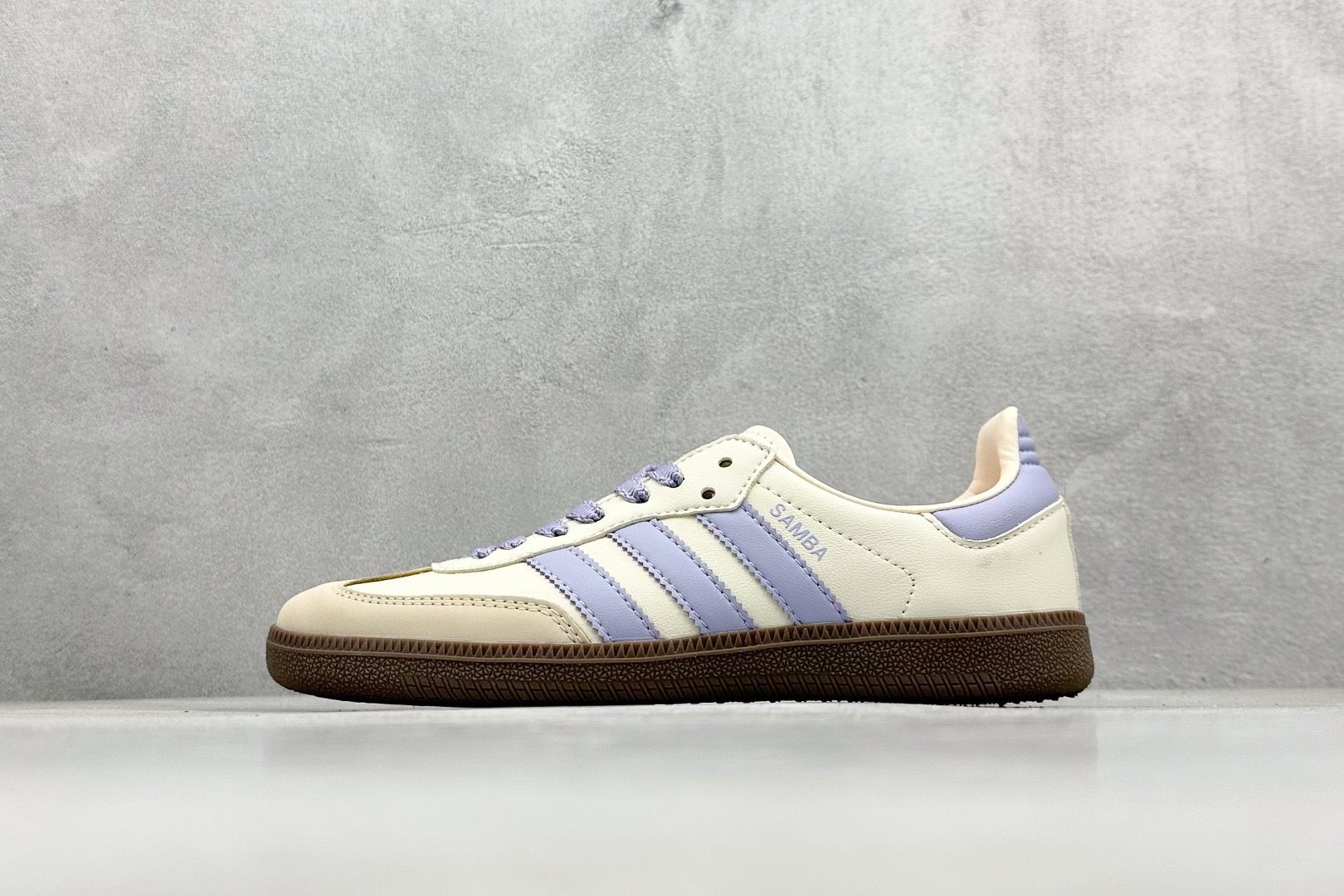 NO:224321,adidas originals samba og Mi Zi This style is designed with a simple and elegant style, giving people a casual and casual style, comfortable and lightweight, sporty and flexible, and blue satisfies daily personal outfits. size35 36 36.5 37 38 38.5 39 40 40.5 41 42 42.5 43 44 45, casual shoes/sports shoes, adidas, manolo blahnik, sneakers19860909adidas originals samba og 米紫 此款以简约大方的造型设计,给人以随性休闲的时尚格调,穿着舒适轻便,运动灵活自如,蓝满足日常个性穿搭. size35 36 36.5 37 38 38.5 39 40 40.5 41 42 42.5 43 44 45,休闲鞋/运动鞋,adidas,manolo blahnik,sneakers,Women's Shoes