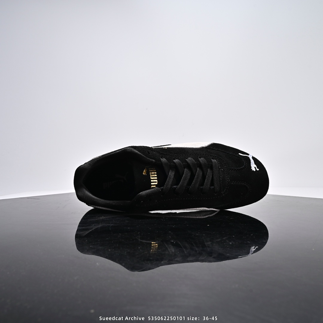 💰150
PUMA Speedca OG 彪马极速赛车系列低帮德训风拼接复古百搭休闲运动赛车鞋 鞋款从80、90年代赛车手所穿的防火赛车鞋为原型,鞋身线条模仿了赛车的流线廓形,体现了空气动力学原理的结构。简约流畅的外观,恰好又和贯穿其中的Formstrip Logo融合恰到好处,视觉上细节丰富且协调。本次Speedcat OG鞋款归来,最大看点自然式保留了窄版鞋型以及薄底构造。这两年各品牌鞋底越做越厚,Speedcat反其道而行之,上脚几乎无鞋底的效果带来耳目一新的视觉体验。鞋面依旧是以质感细腻的麂皮材质打造,并且大面积近乎全包裹的使用,复古味道也愈发浓烈。配色上更是将最原始的黑色和红色带回,向F1赛车队的标志性队服致敬。相信让各位一眼种草的更多是出挑的大红色,上脚即可瞬间点亮整体造型,在以球鞋为核心的OOTD中脱颖而出。而另一款黑色则是低调的万金油,彰显新潮个性的同时又不喧宾夺主,也是热爱简约系穿搭朋友的首选。
货号:398847
尺码:35.5 -45
编码:535062250101