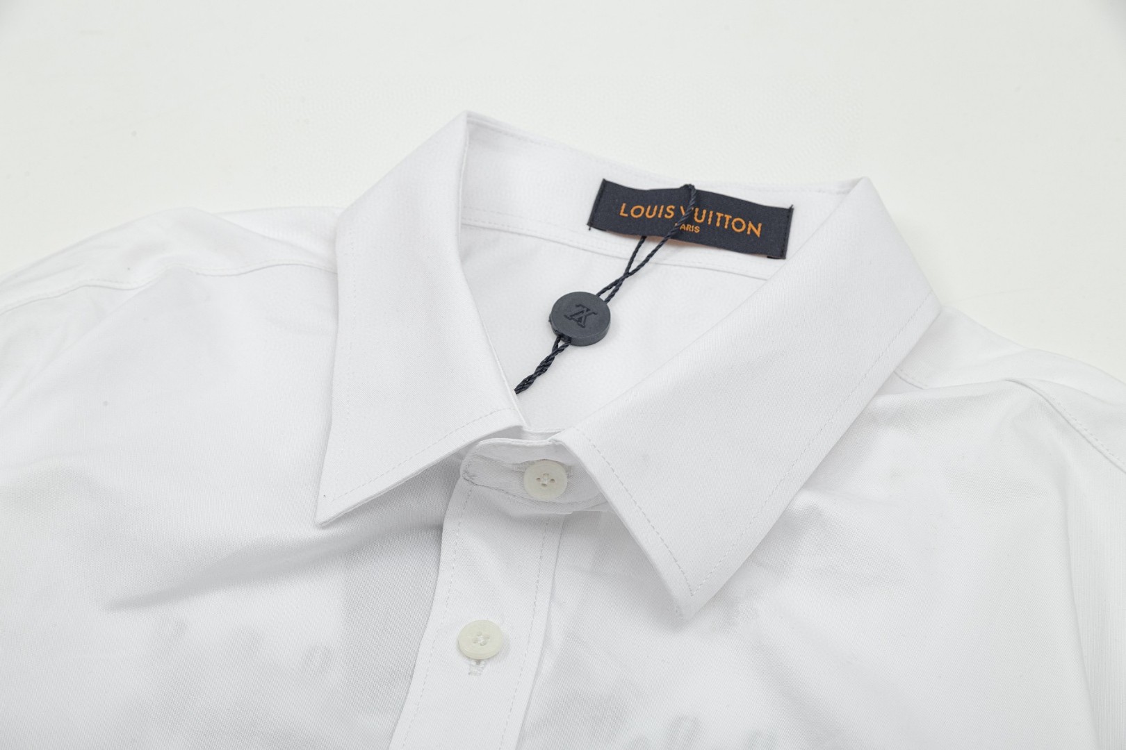 LV 路易威登 フィ董コラボ 珠飾刺繍長袖シャツ 高級版