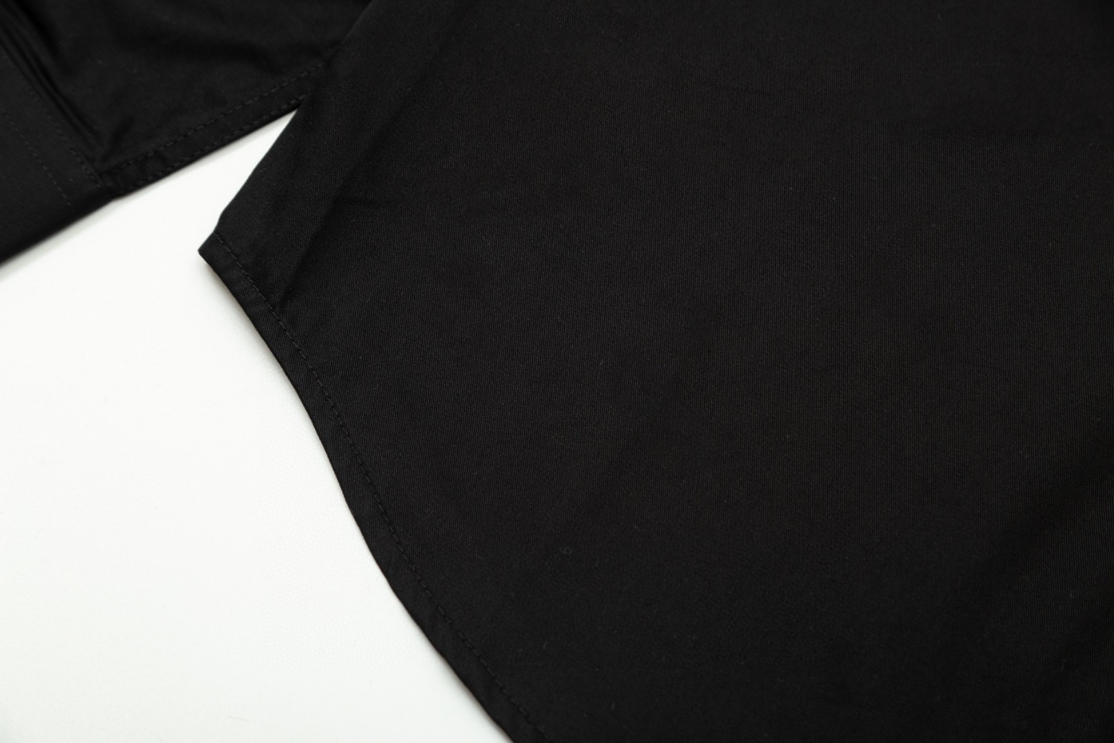 LV 路易威登 フィ董コラボ 珠飾刺繍長袖シャツ 高級版