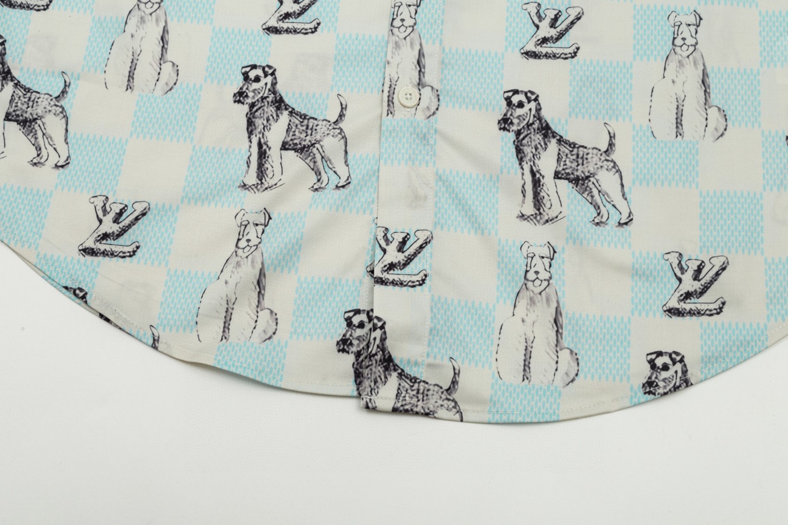 ルイ・ヴィトン 猎狐梗ロゴ長袖シャツ 高級版