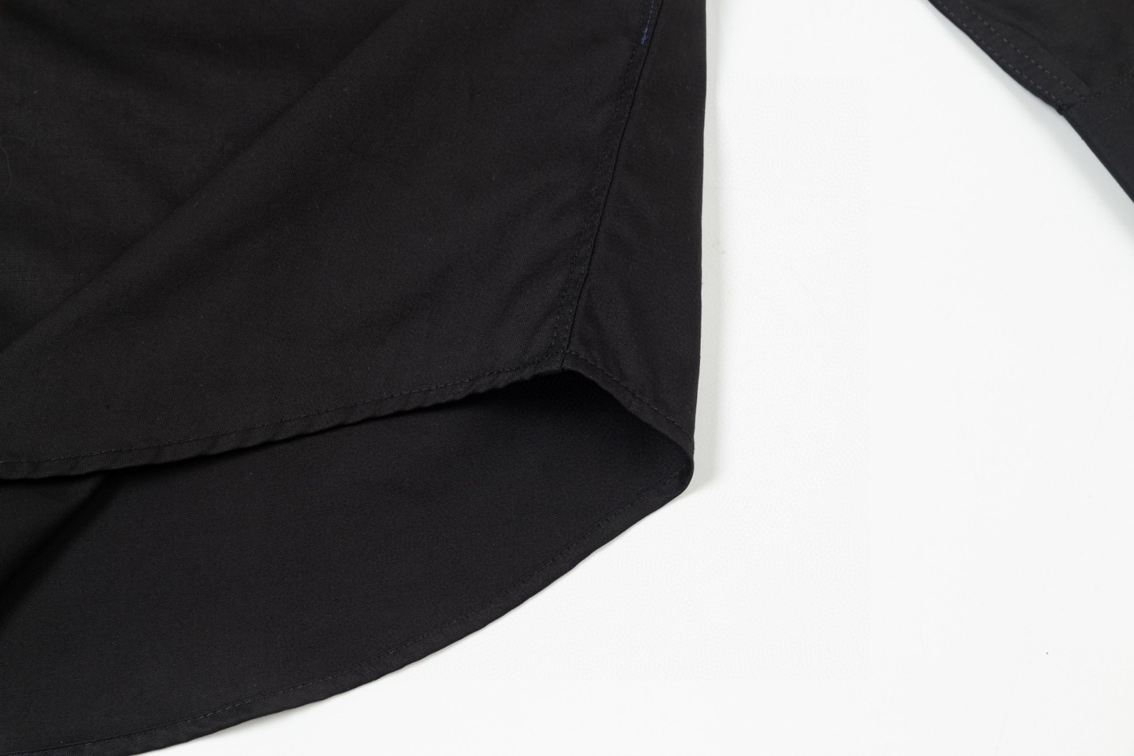 Balenciaga クラシックロゴ長袖シャツ - 高品質な仕立てと快適さ