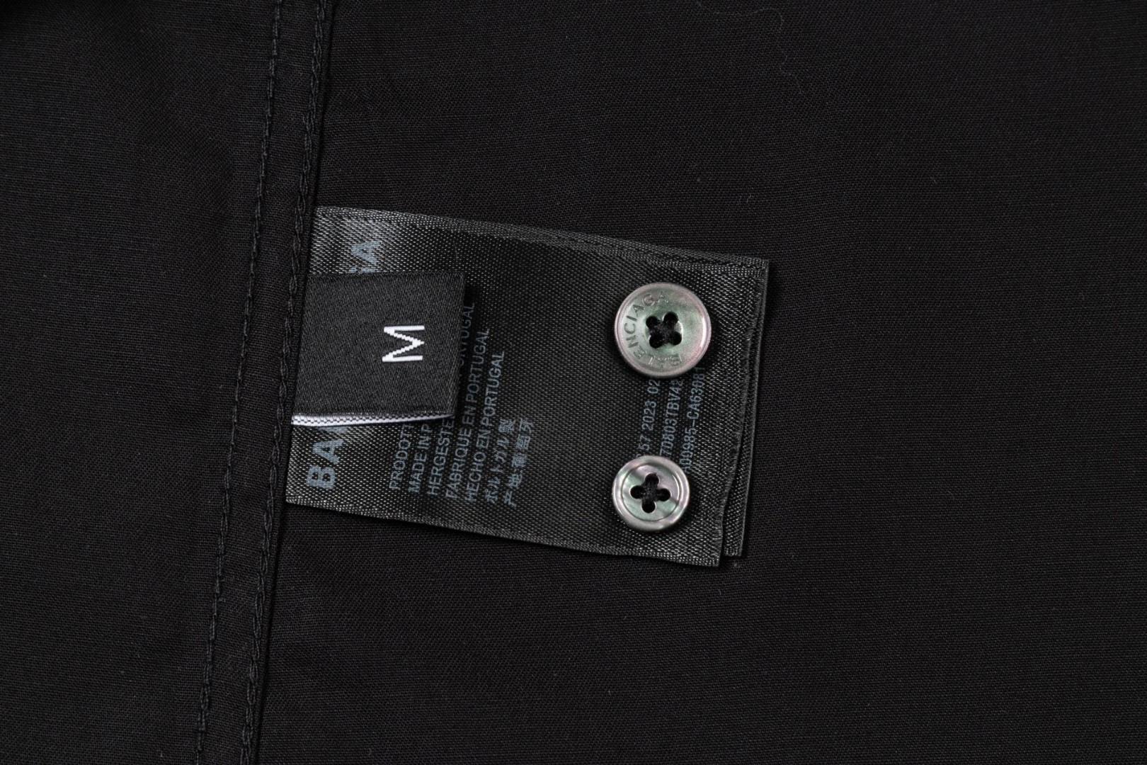 Balenciaga クラシックロゴ長袖シャツ - 高品質な仕立てと快適さ