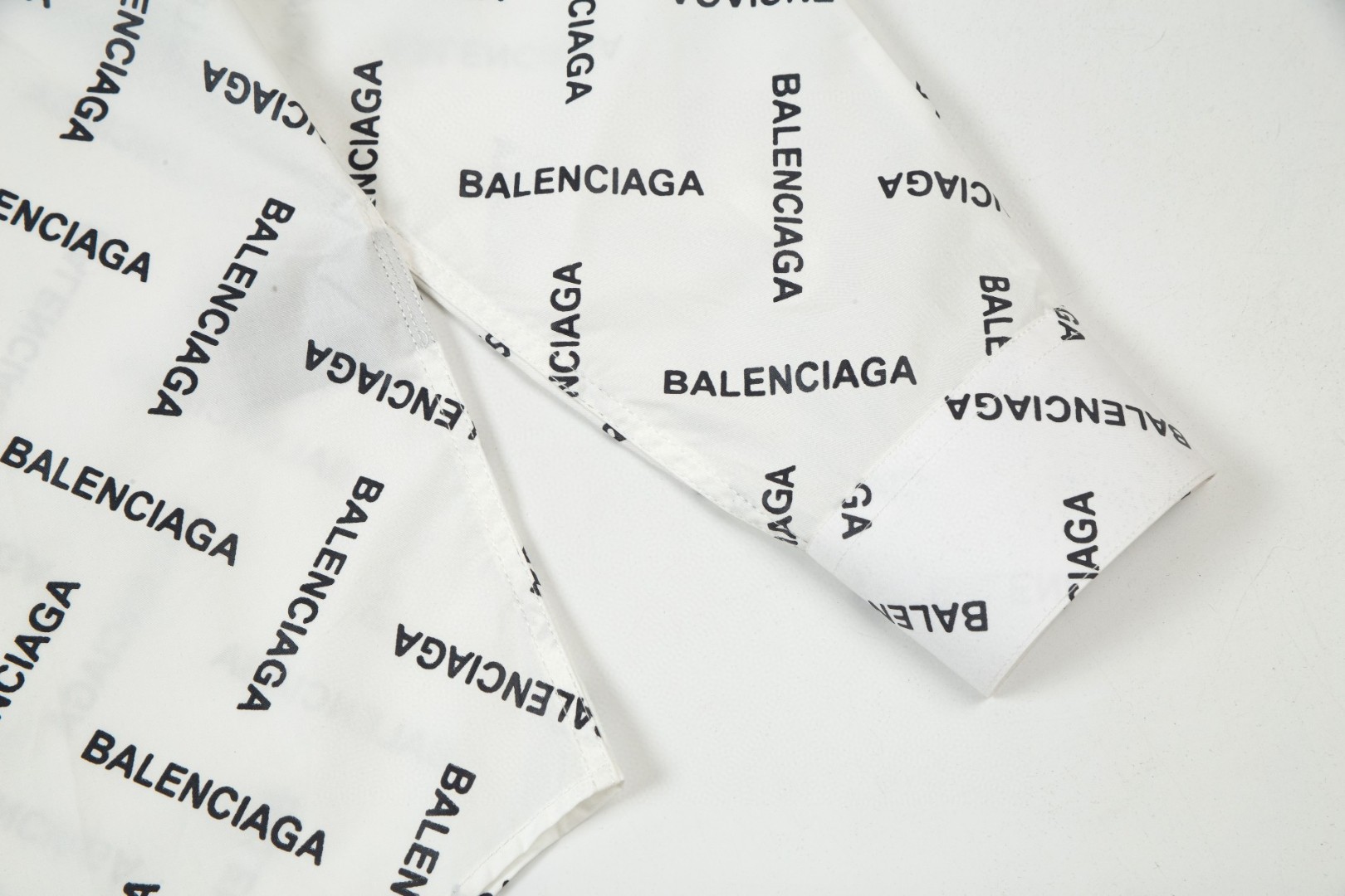 Balenciaga 爆款走秀満印LOGO長袖衬衫 高品質カスタム