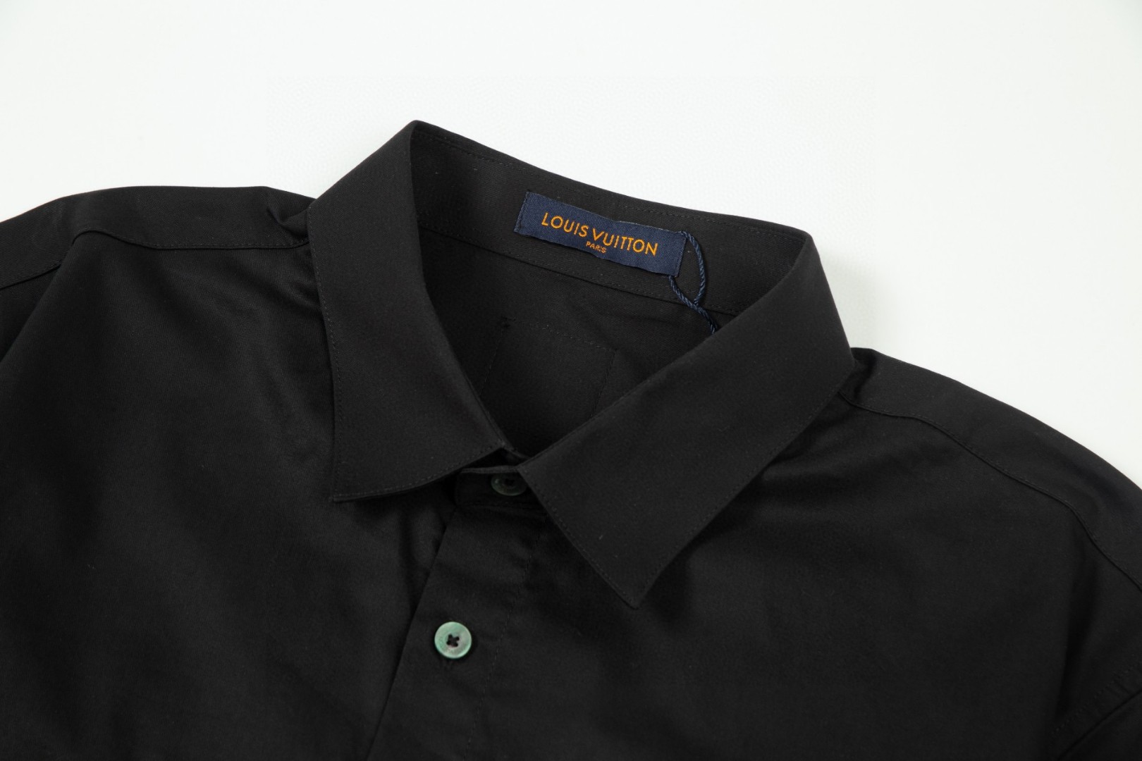 LV 花卉刺繍長袖衬衫 高級仕立て・細部までこだわり