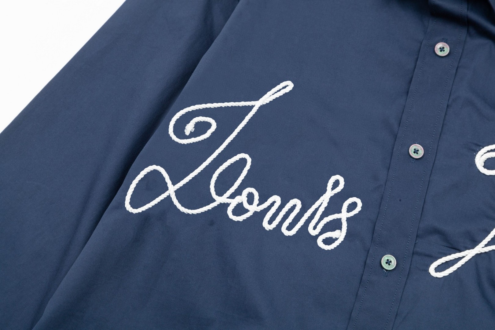 LV 路易威登 复古手作绣花Logo長袖衬衫 高品質