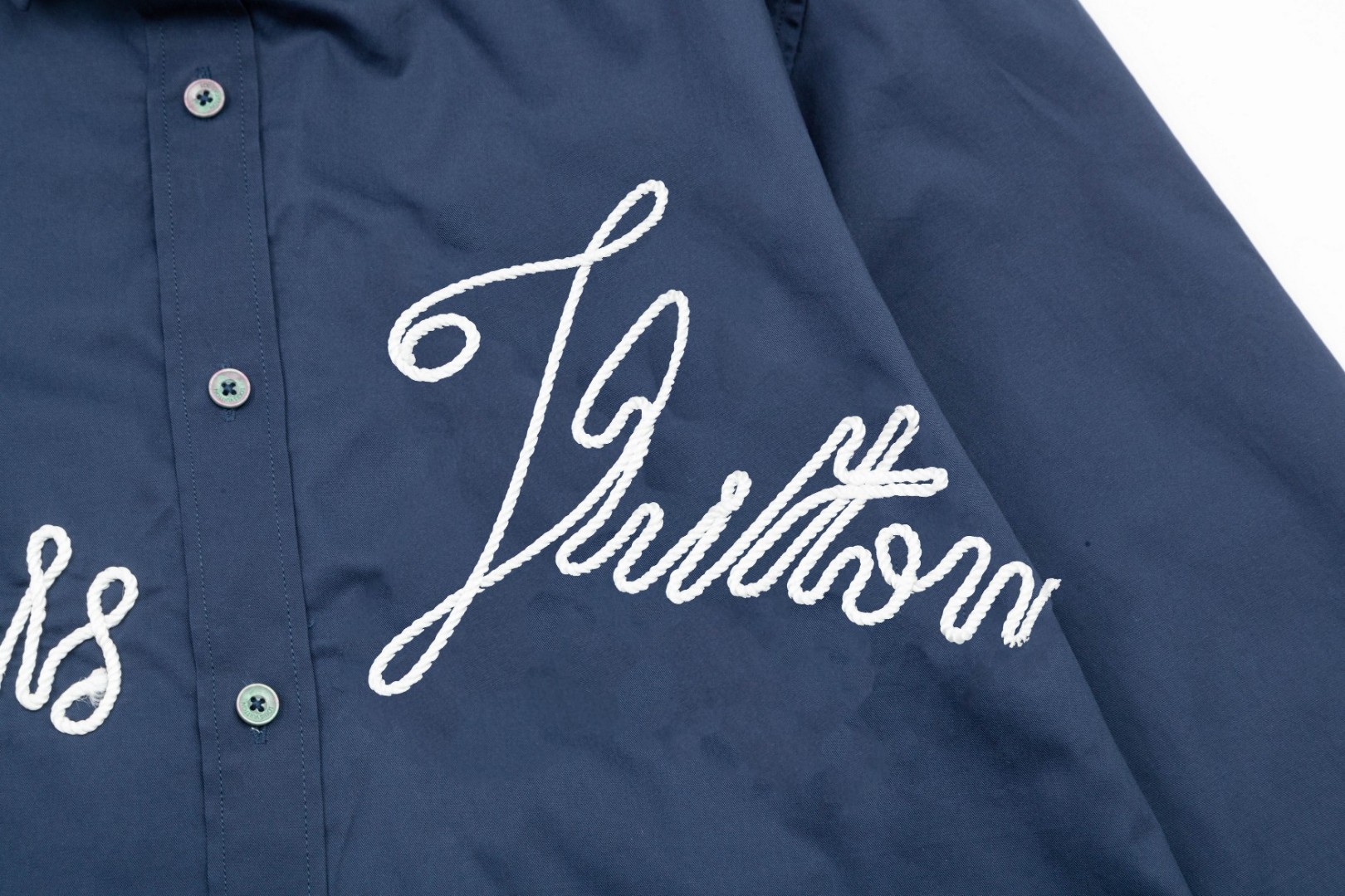 LV 路易威登 复古手作绣花Logo長袖衬衫 高品質