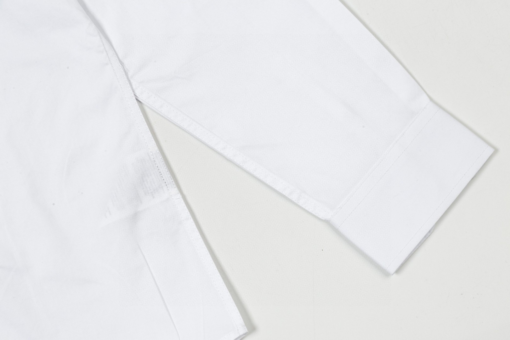 Fendi 芬迪 胸前口袋徽章Logo長袖衬衫 高端カスタム素材