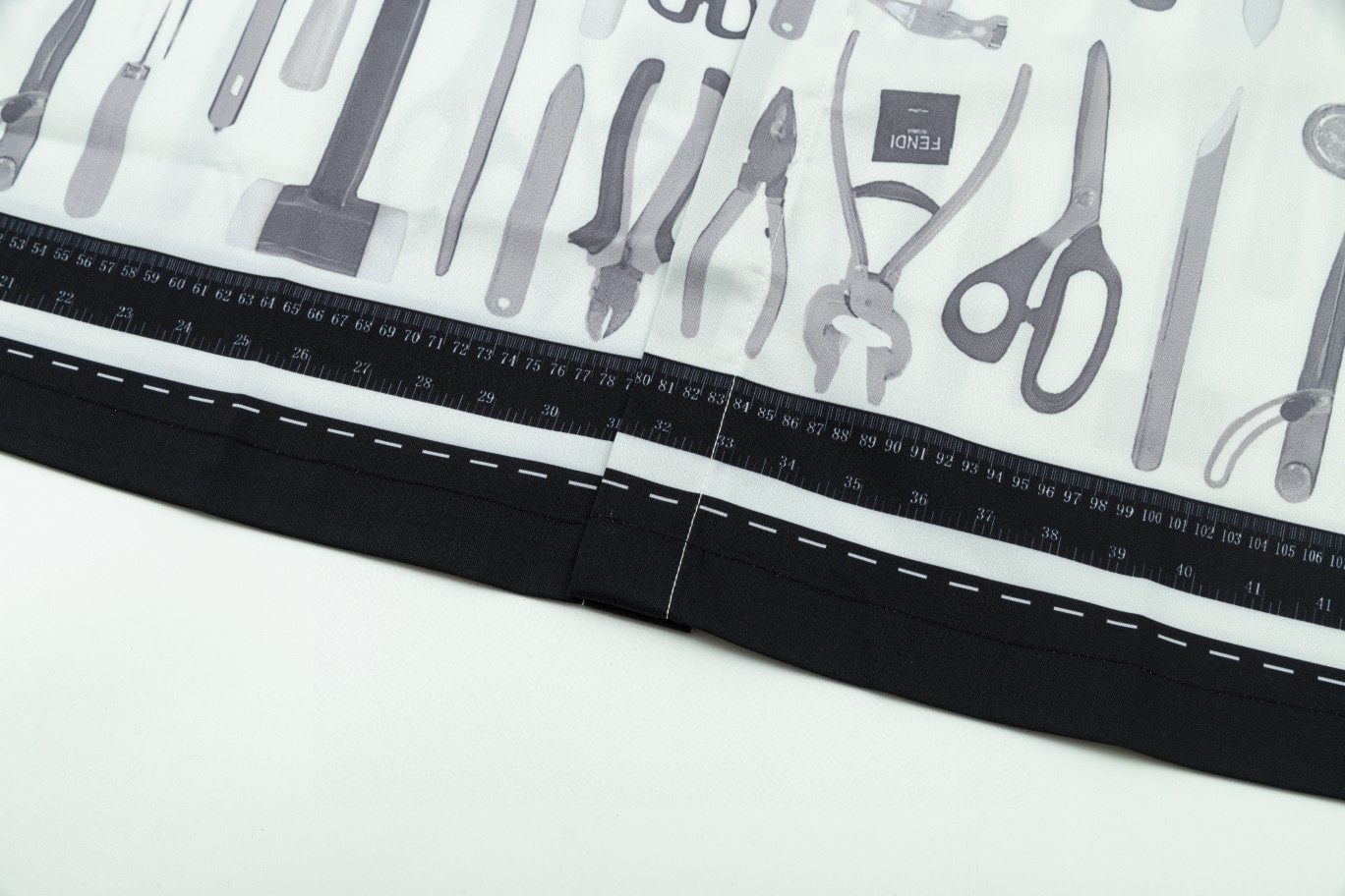 FENDI 芬迪 工匠工具図案長袖衬衫 高品質デザイン