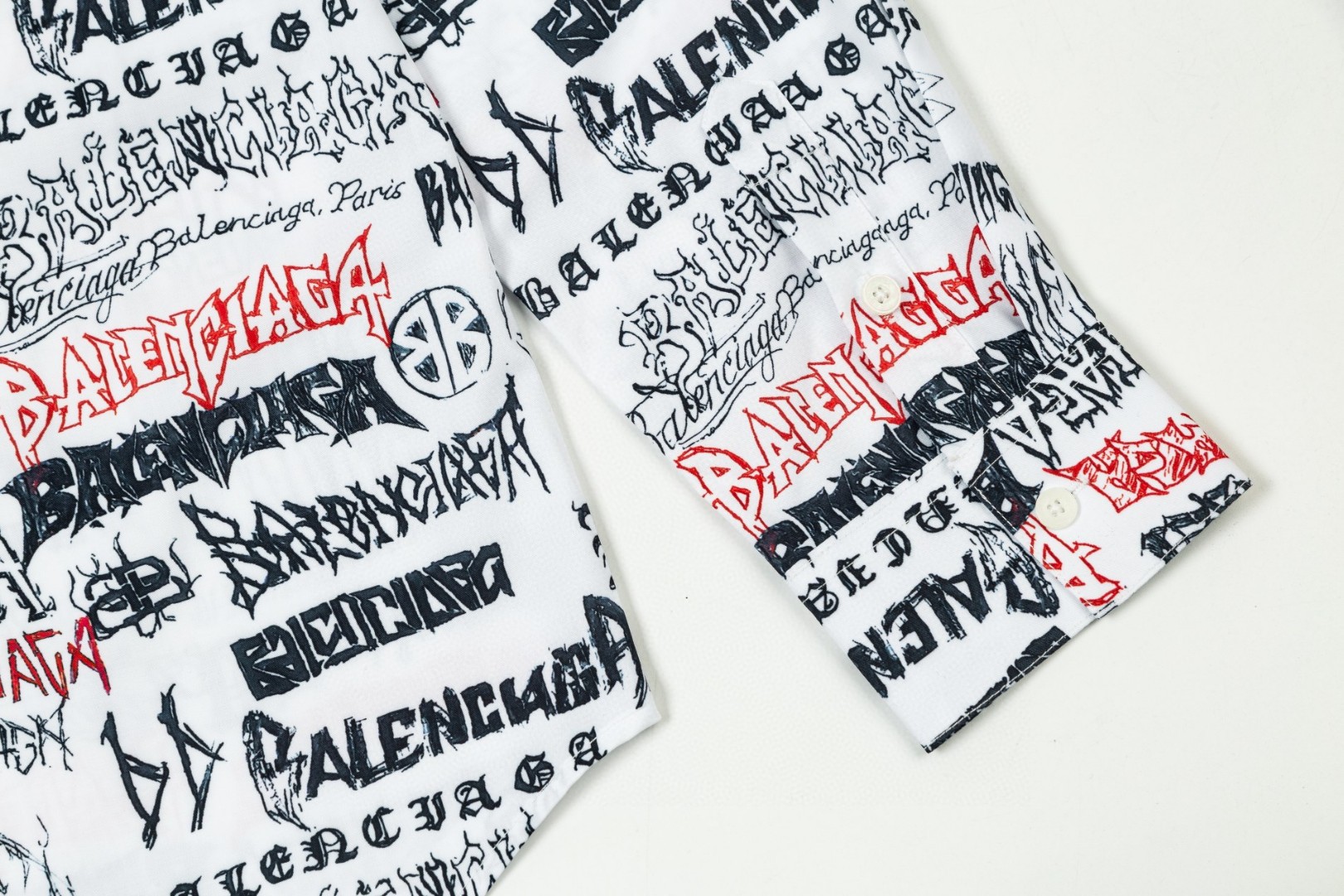 Balenciaga 爆款 龙年限定 Logo衬衫 高級感あふれるデザイン