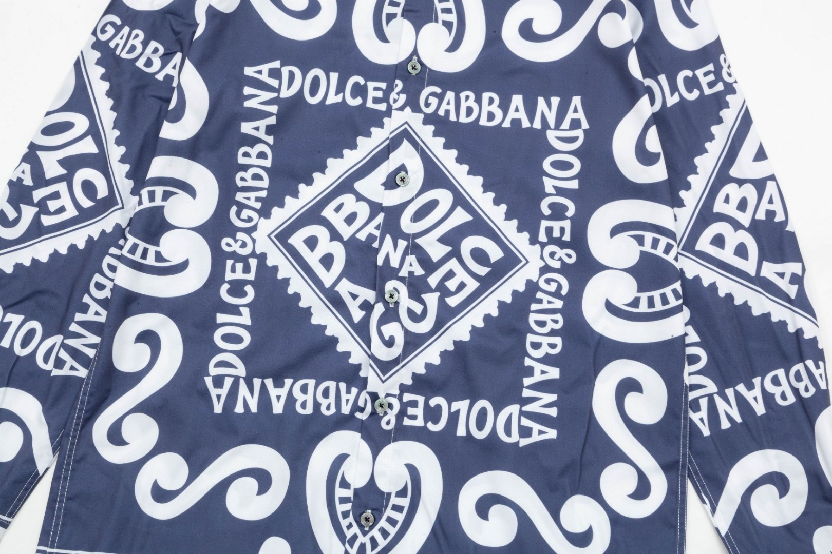 杜嘉班纳 マ約利カ柄 数码印花長袖シャツ 高級版