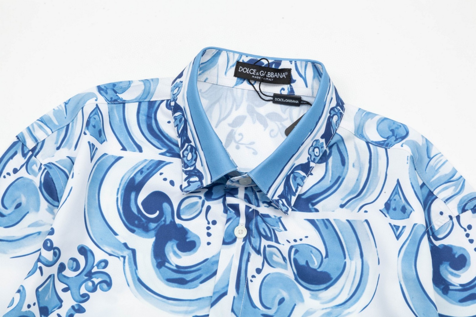 杜嘉班纳 マヨリカ数码印花Hawaii長袖衬衫 高級感あふれる針細工