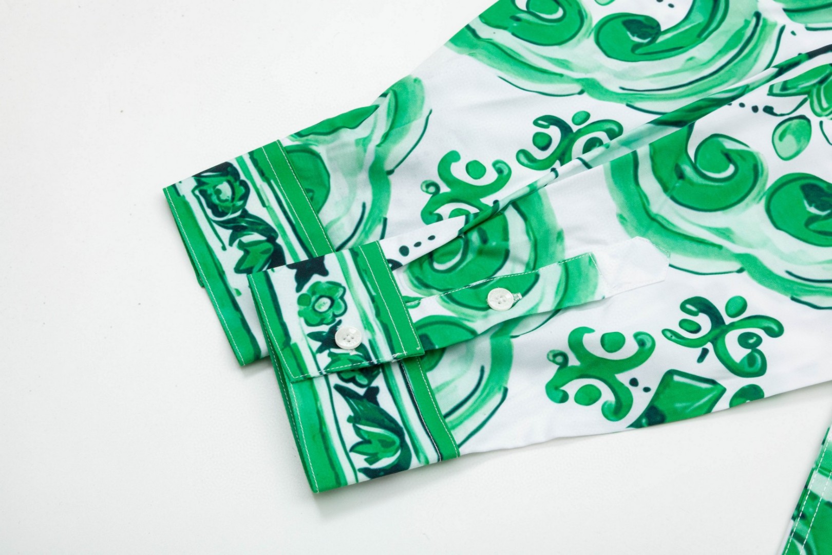 杜嘉班纳 マ約リカ数码印花長袖シャツ 高品質で快適