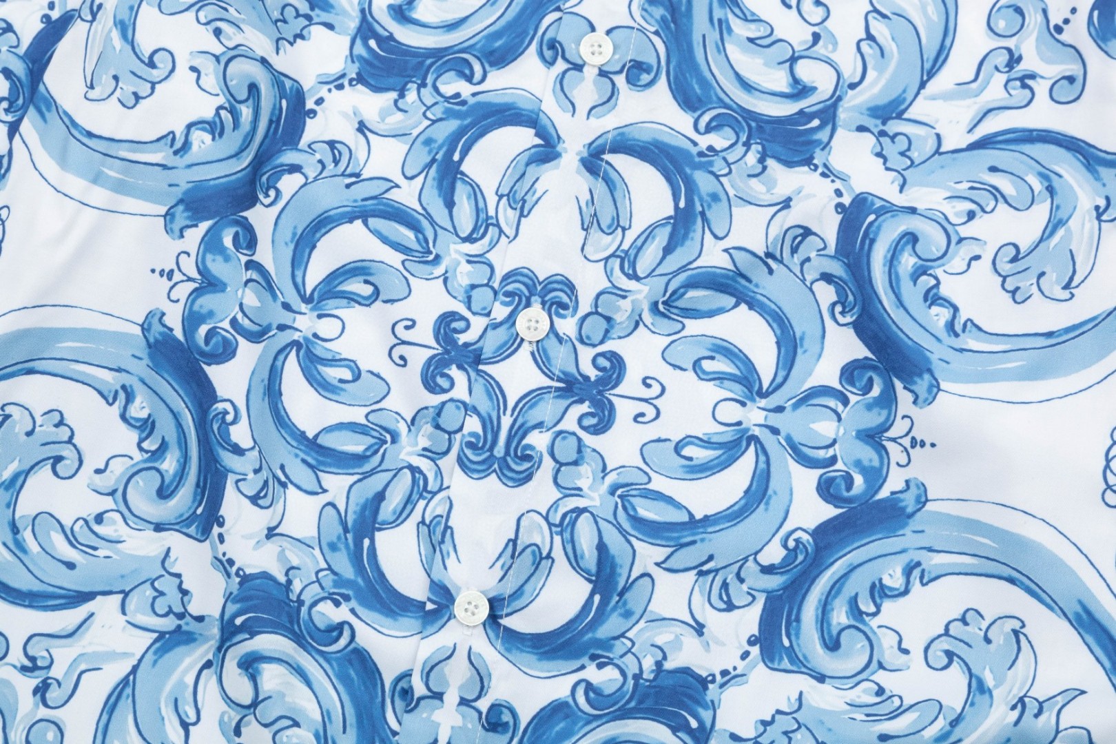 杜嘉班纳 マ約リカ数码印花Hawaii長袖衬衫 高級感溢れるデザイン