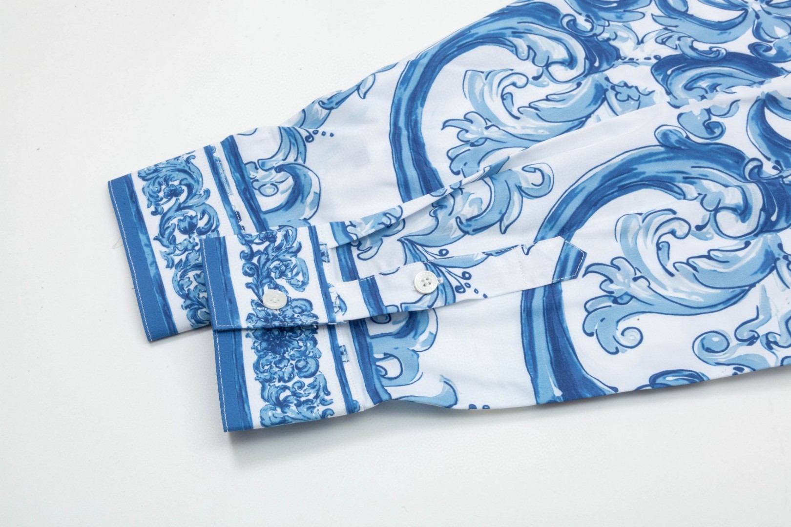 杜嘉班纳 マ約リカ数码印花Hawaii長袖衬衫 高級感溢れるデザイン