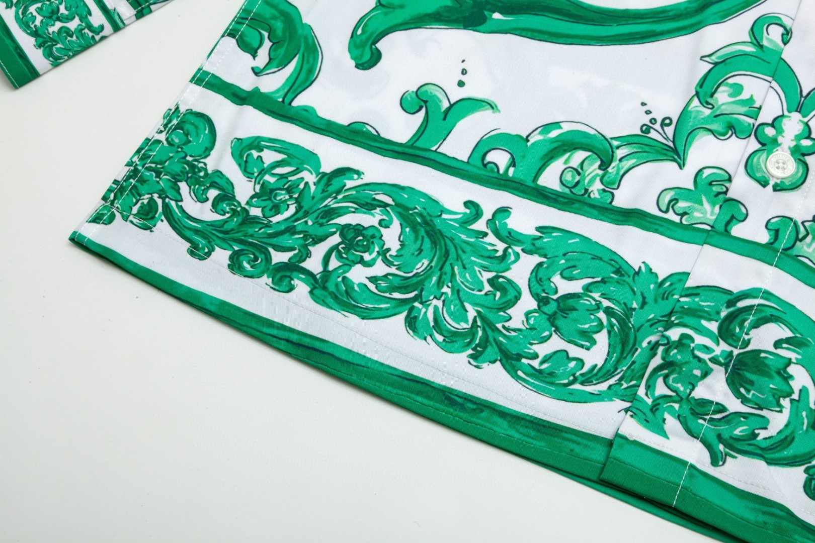 杜嘉班纳 マヨリカデザイン 数码印花 ハワイ長袖衬衫 高品質