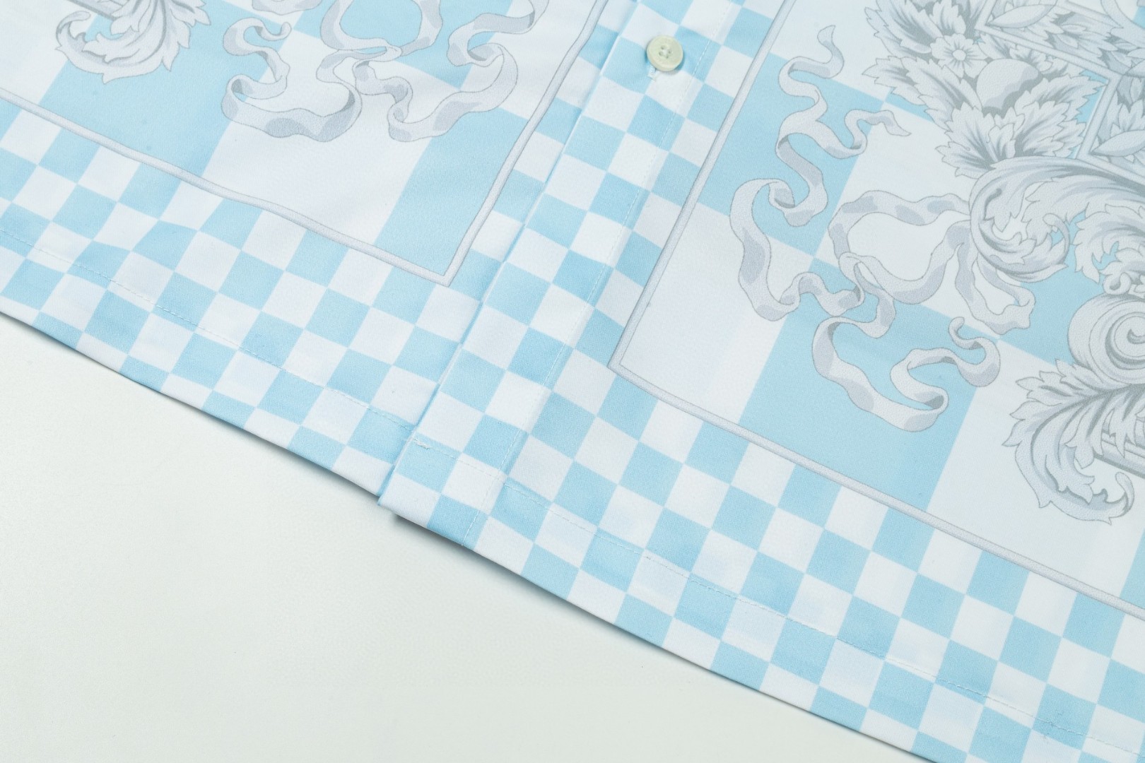 Versace 美杜莎宮廷風 数字印刷長袖シャツ 高品質仕上げ