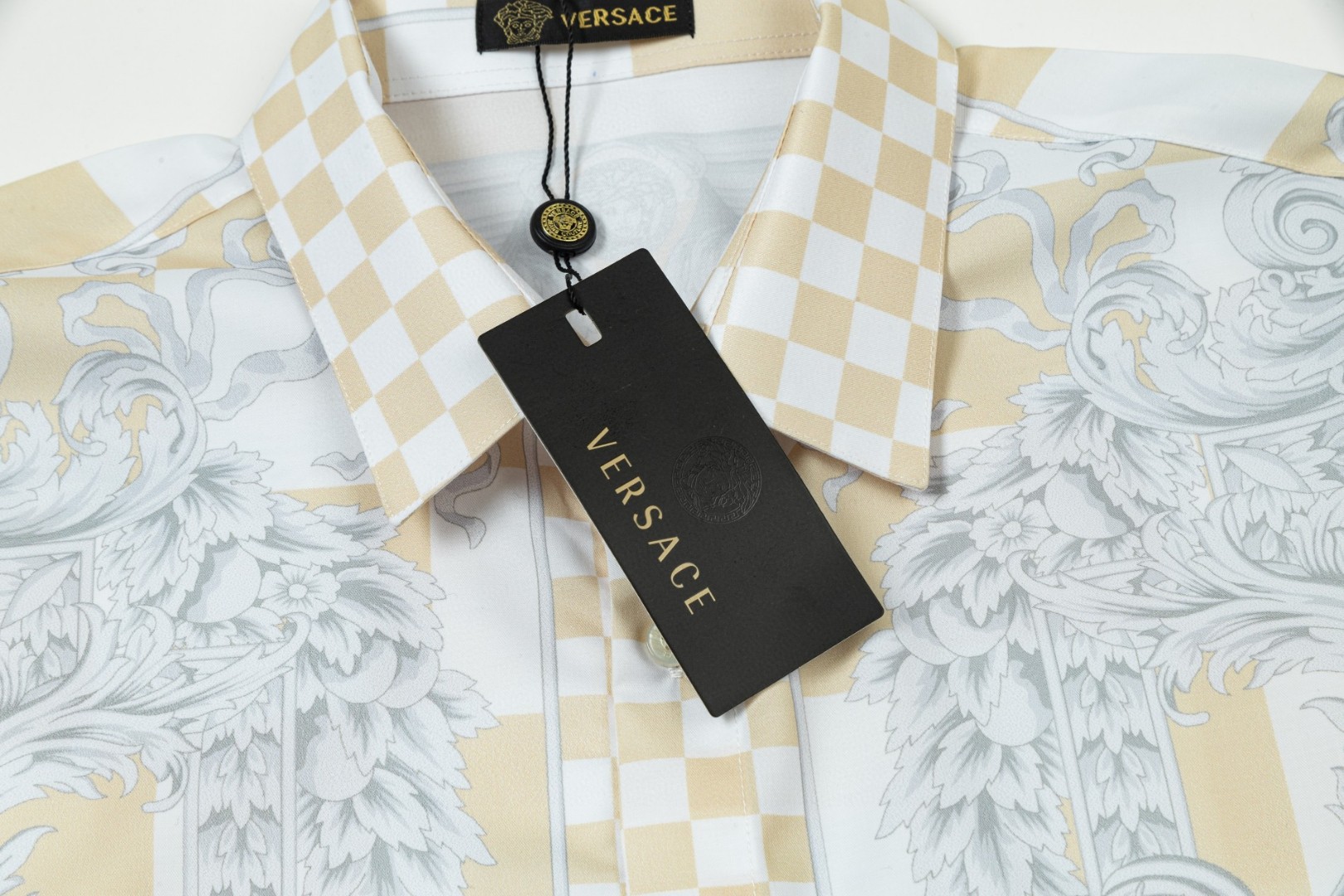 Versace 美杜莎宮廷風 数字印花長袖衬衫 高品質仕立て