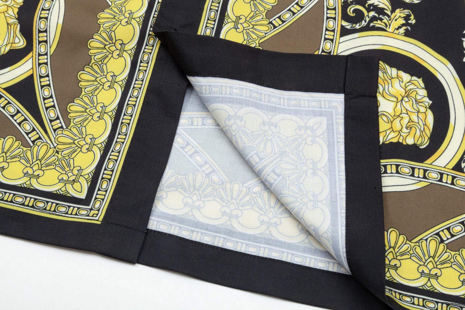 Versace 美杜莎宮廷風 数字印花長袖衬衫 高級版