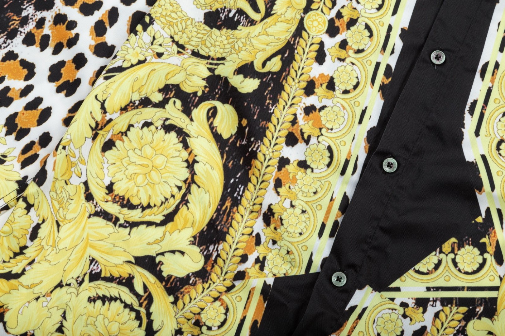 Versace 美杜莎宮廷風数码印花長袖衬衫 高端バージョン