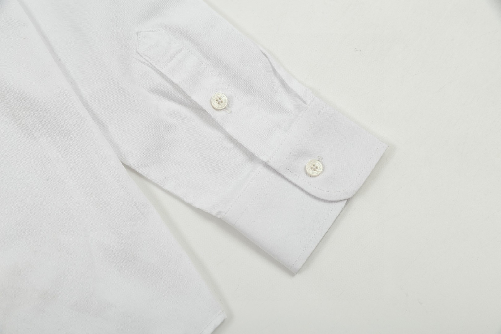 Givenchy 纪梵希 タロットシリーズ エンジェルウィング刺繍長袖シャツ