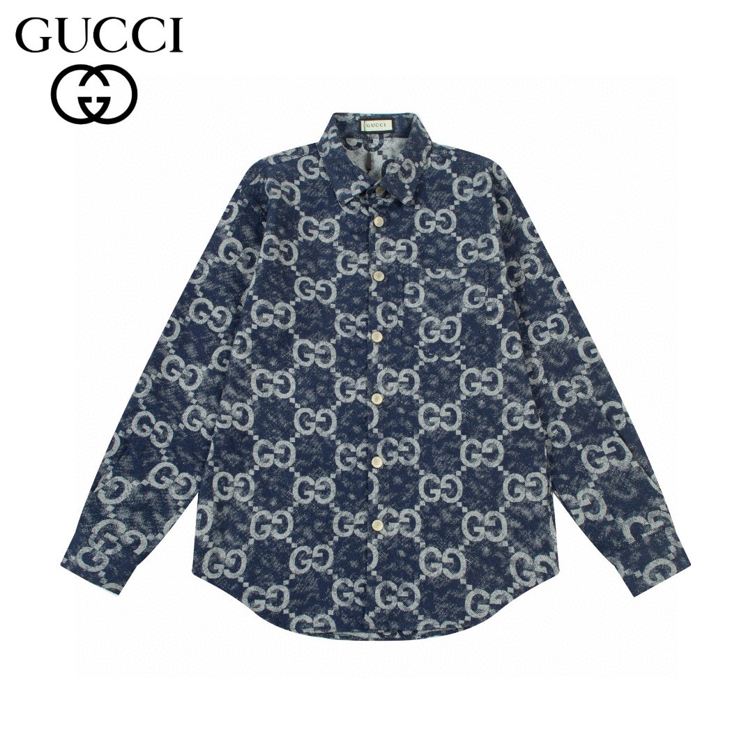 GUCCI 古驰 🔥爆款来袭 经典双G满印牛仔衬衫 2024ss官网新款长袖 衬衫 衬衣，精美提花Logo 高端版本，专柜定制面料 透气舒适度高，精工制作，细节处理完美无可挑剔，✅定制logo刻字纽扣，三标齐全。品牌元素设计理念，体现高…