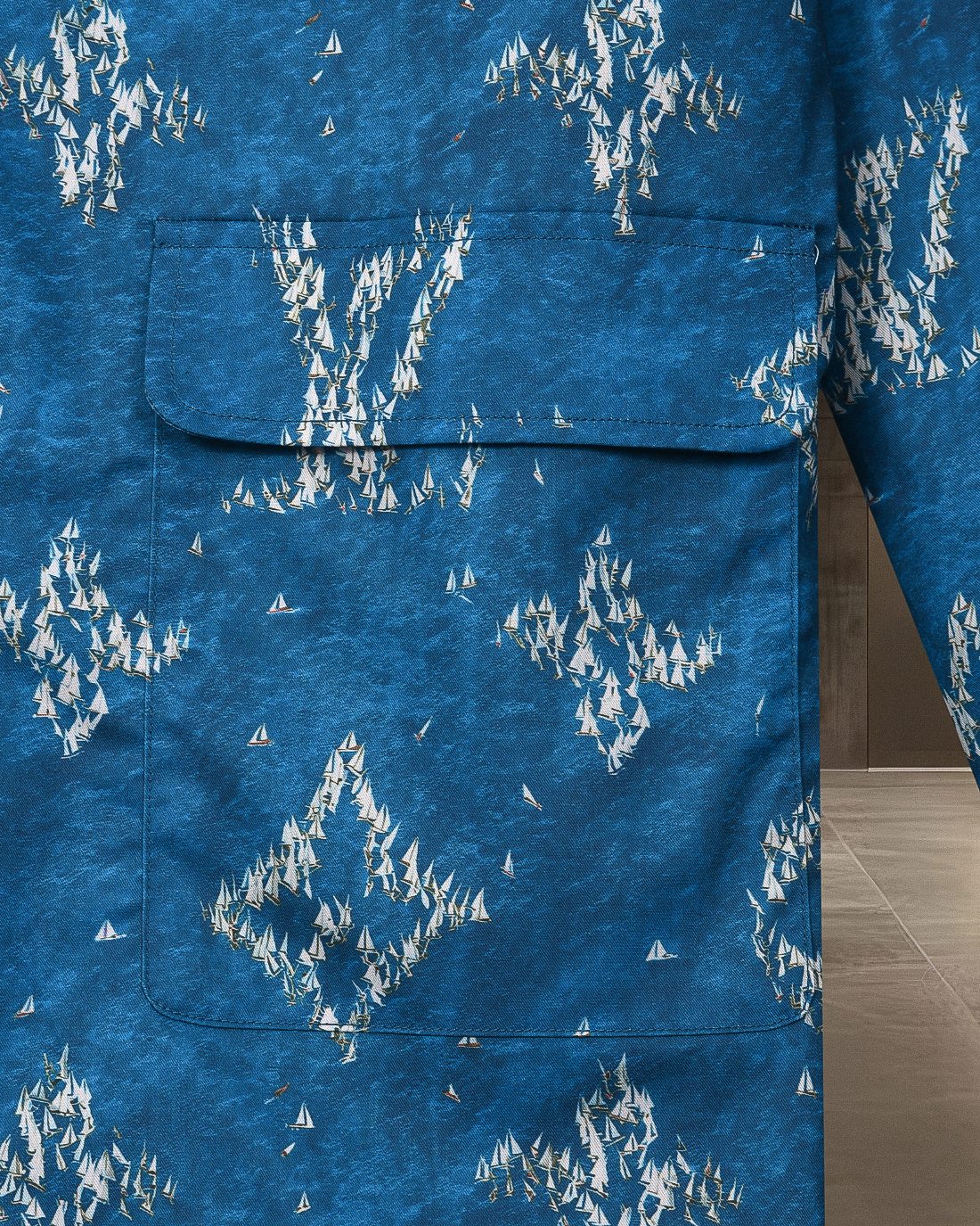 Louis Vuitton Blue Printed Blazer - Lightweight, Breathable Fabric, Perfect Fit 10 a1752776782156 7184