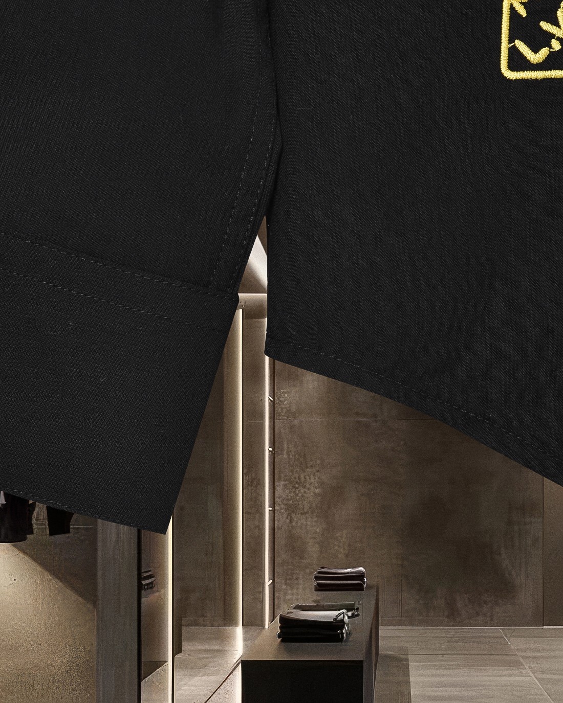 Louis Vuitton刺繍ロゴ長袖シャツ - 高級感溢れる春夏スタイル