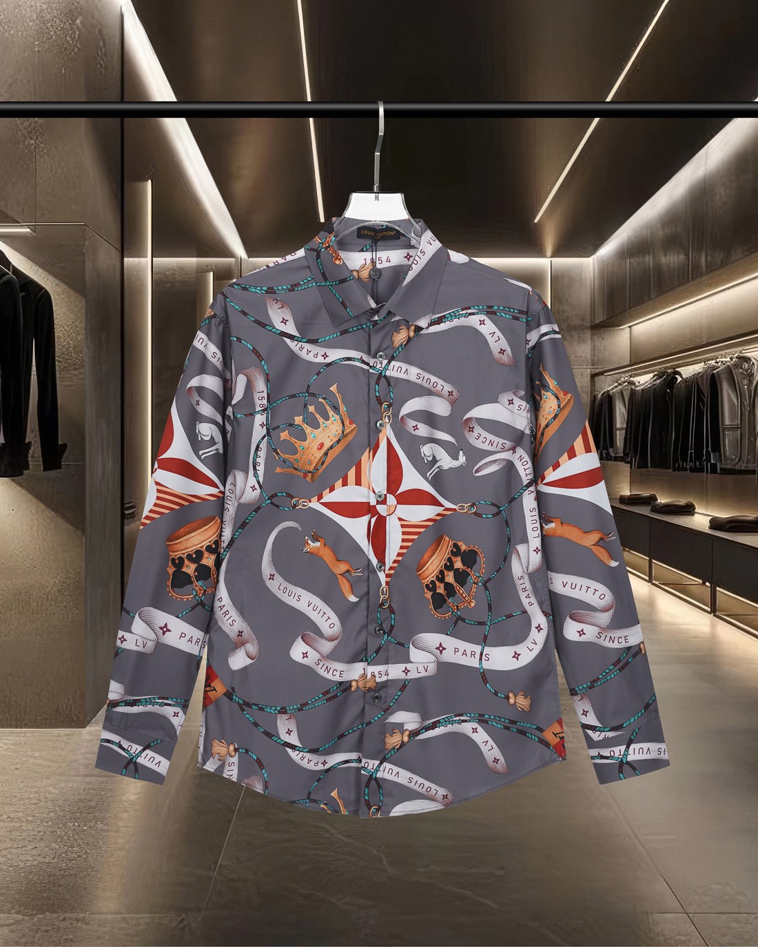 P128 LV Louis Vuitton🔥Se acercan noticias de última hora. Edición limitada Mongram floral, canino y juguetón🦊Camisa d…