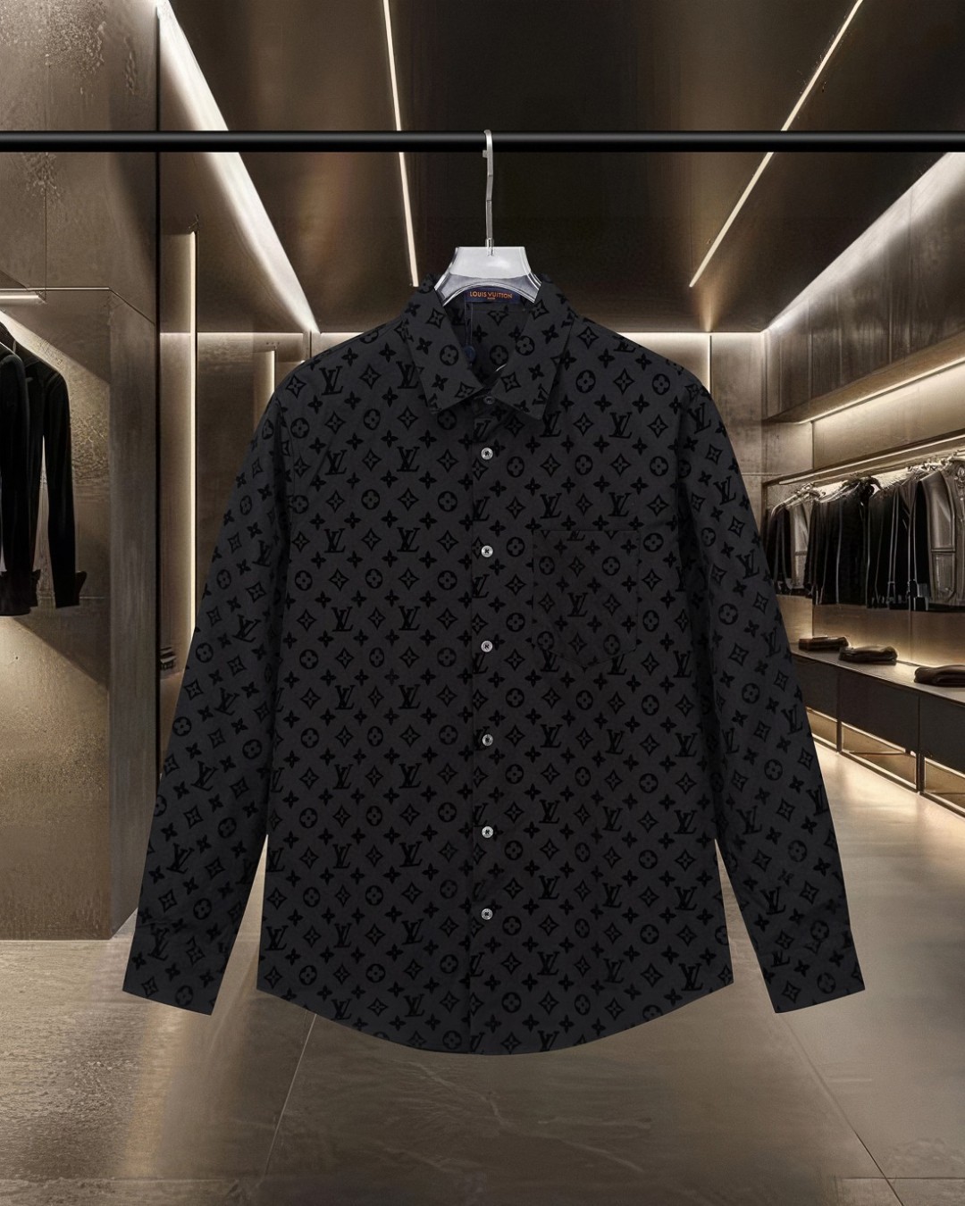 P128 LV Louis Vuitton🔥Se acerca el modelo más popular. La clásica camisa de manga larga flocada con estampado Monogram…