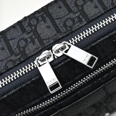 DIOR 迪奥SAFARI信使包 CD刺绣针织相机包 🚹男女通用斜挎包 单肩包 采用精湛镶嵌细工,经典百 DIOR 迪奥SAFARI信使包 CD刺绣针织相机包 🚹男女通用斜挎包 单肩包 采用精湛镶嵌细工,经典百