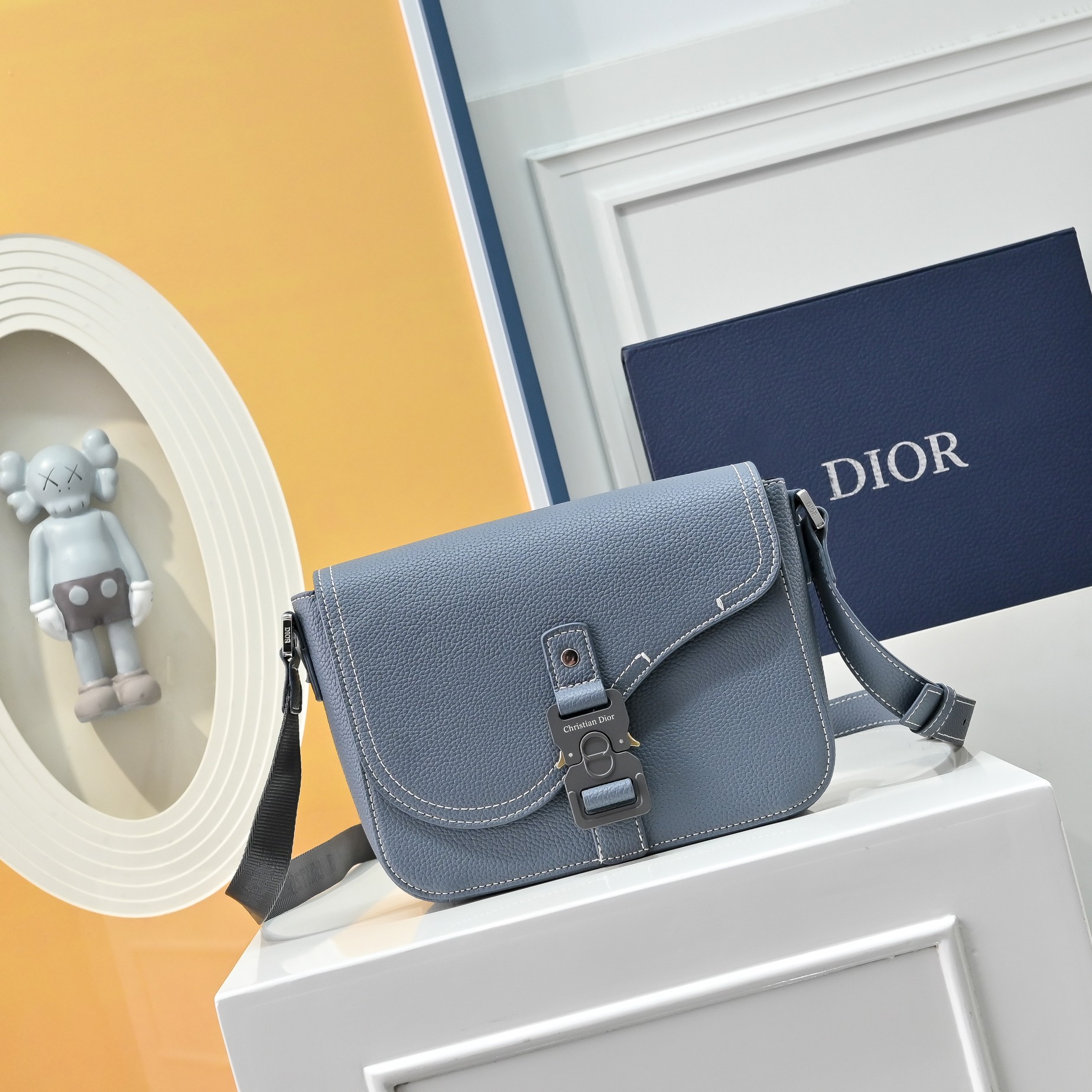 Dior 迪奥  牛仔布马鞍包 SADDLE翻盖邮差包 单肩斜挎包 明星单品 采用优质原厂材质 高端品质