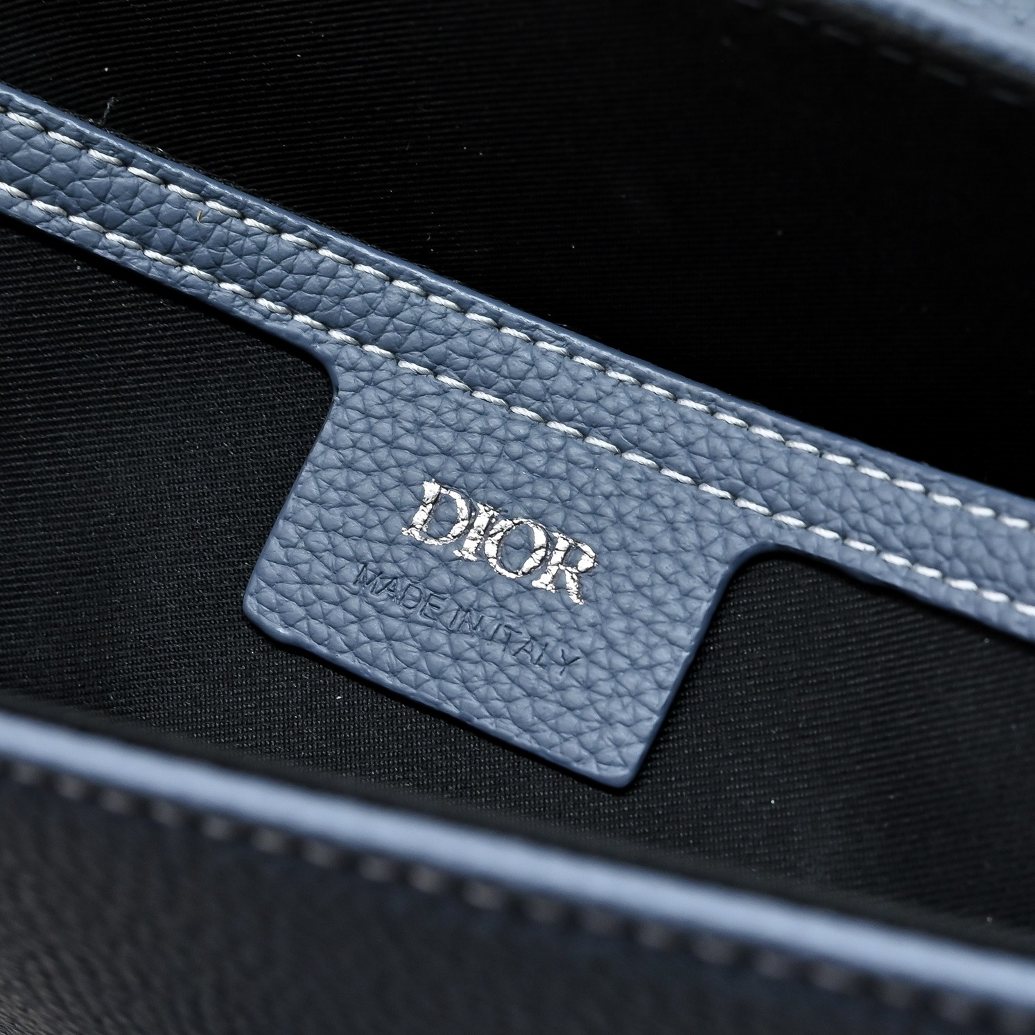 Dior 迪奥  牛仔布马鞍包 SADDLE翻盖邮差包 单肩斜挎包 明星单品 采用优质原厂材质 高端品质