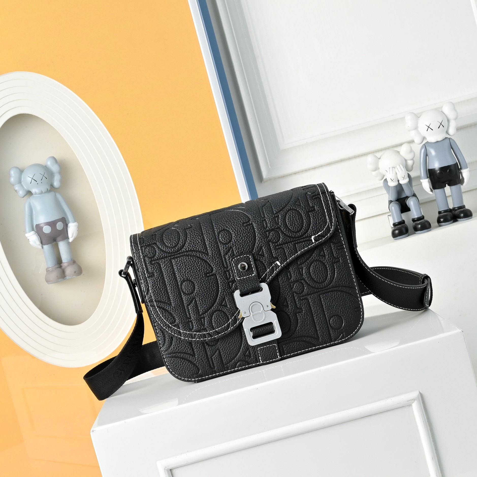 Dior 迪奥  牛仔布马鞍包 SADDLE提花翻盖邮差包 单肩斜挎包 明星单品 采用优质原厂材质 高端