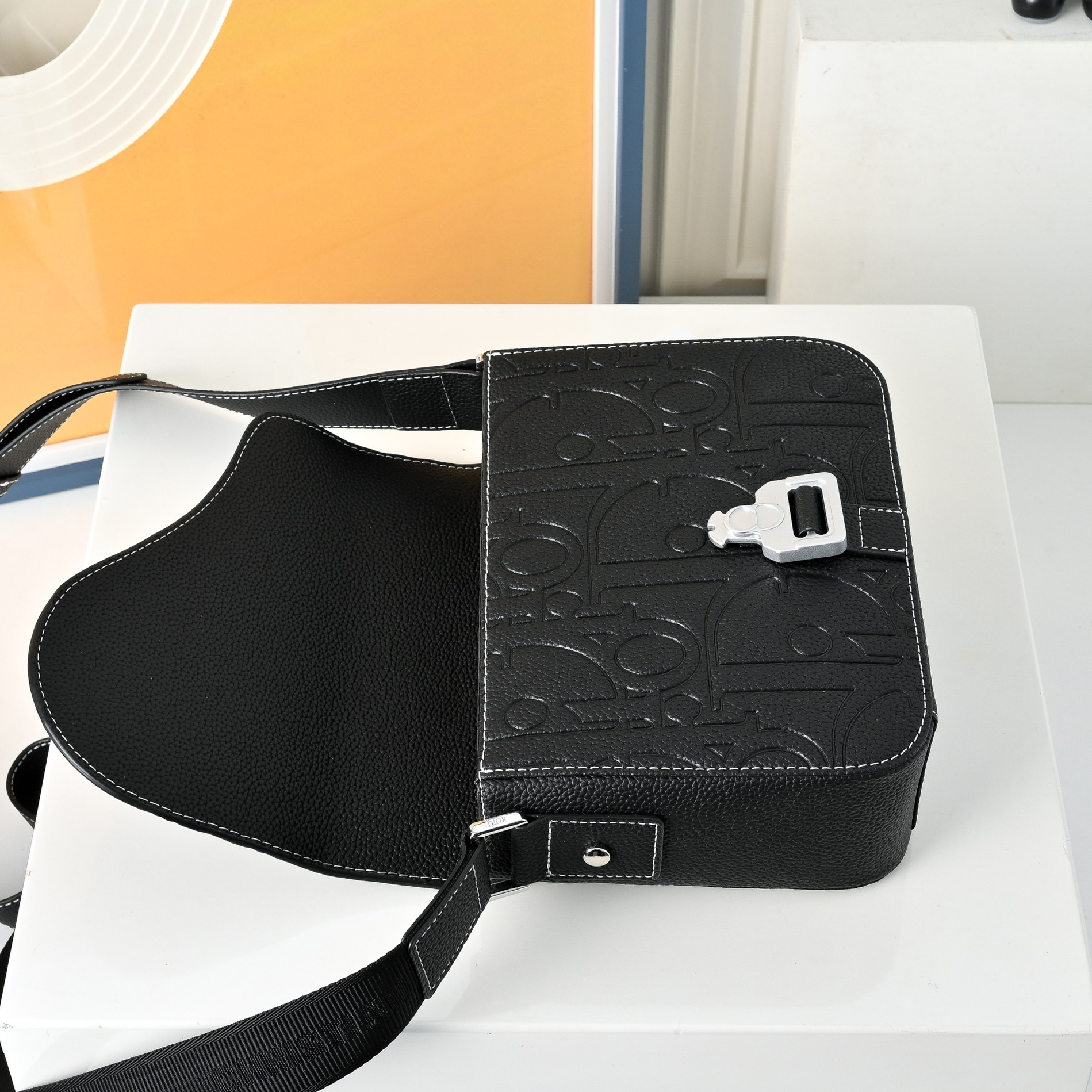 Dior 迪奥  牛仔布马鞍包 SADDLE提花翻盖邮差包 单肩斜挎包 明星单品 采用优质原厂材质 高端